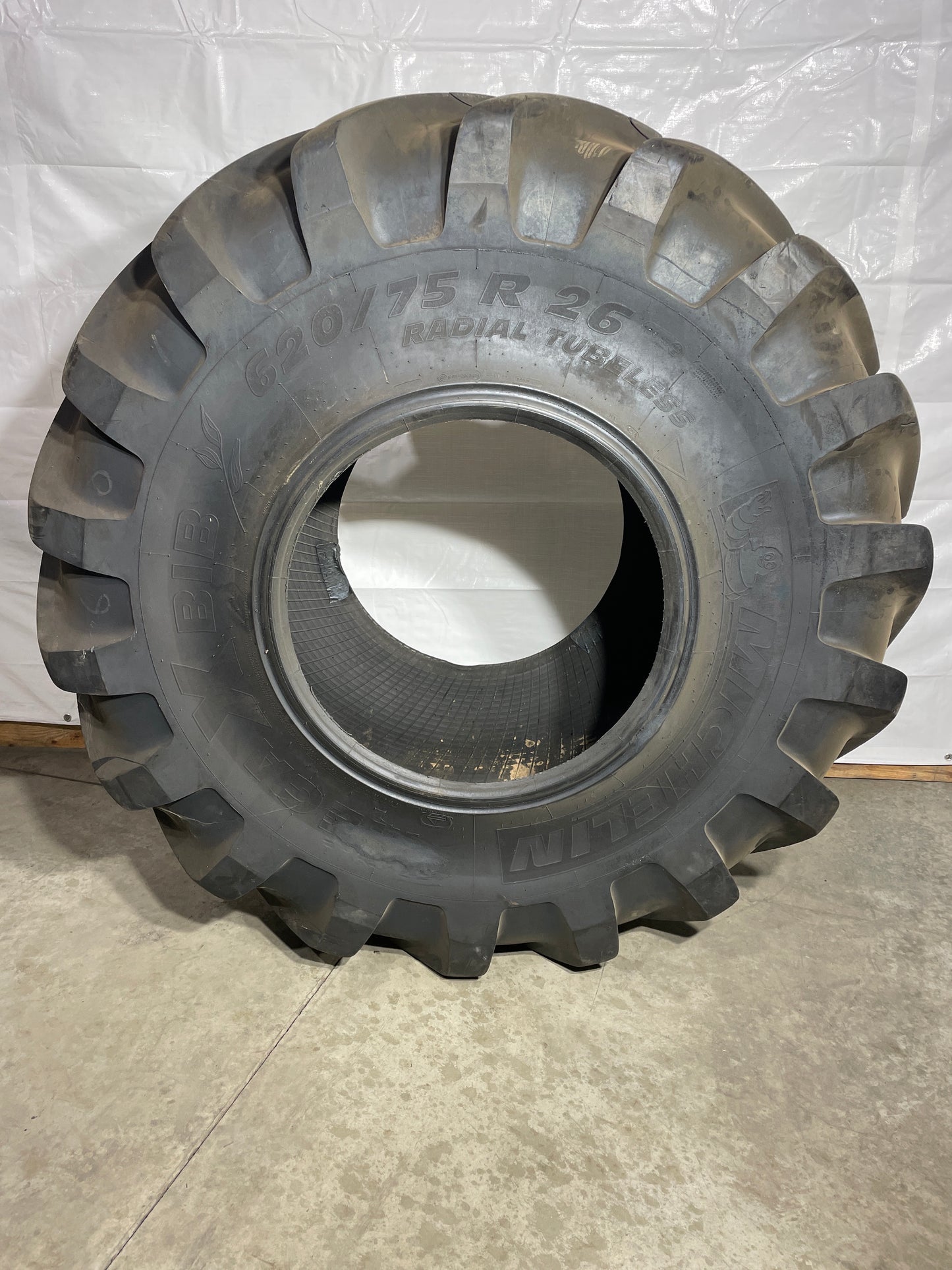 620/75R26 MICHELIN MEGAXBIB #6013