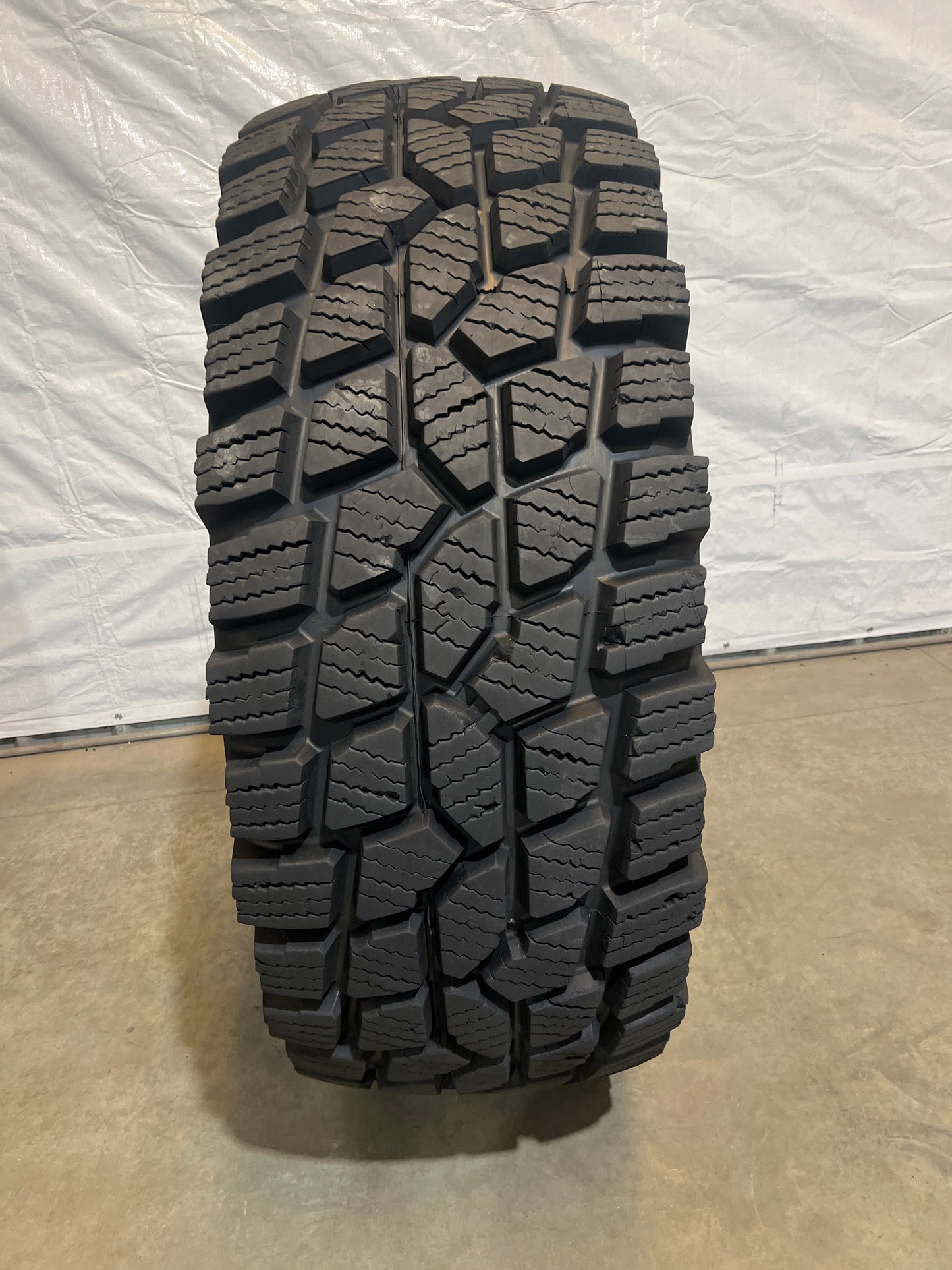 23.5R25 NOKIAN HAKKAPELIITTA LOADER #5064