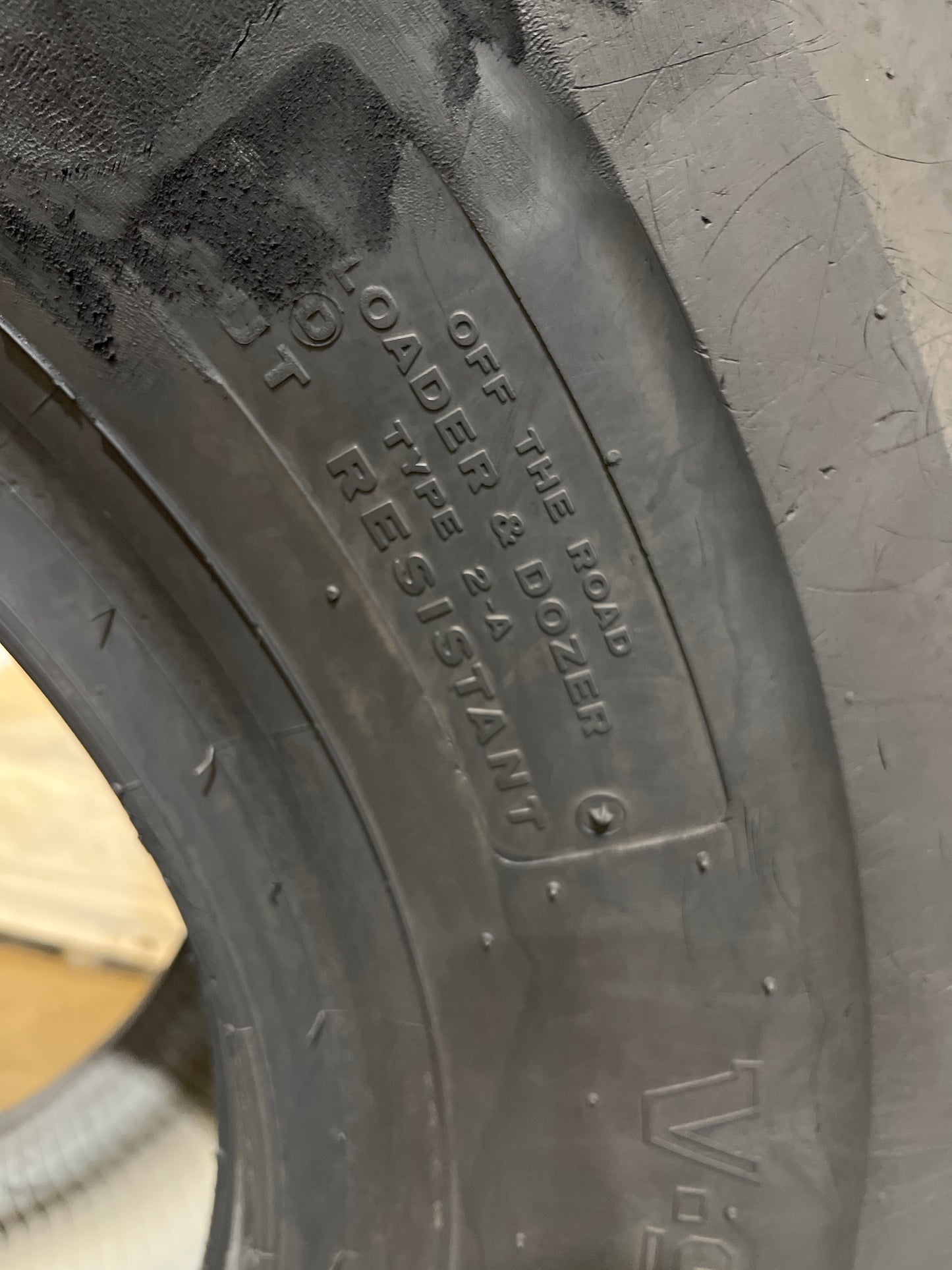 550/65R25 (20.5R25) BRIDGESTONE V-STEEL L TRACTION TL #5198