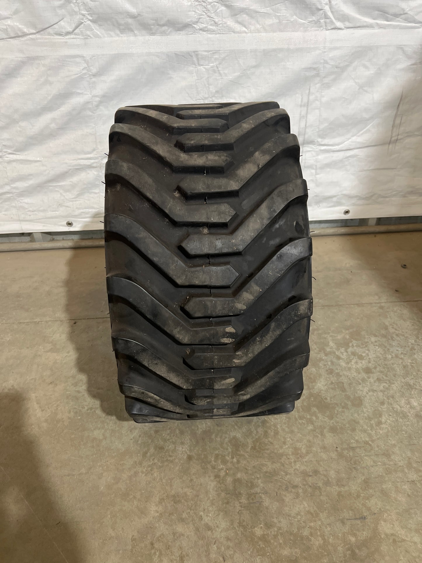 26X12.00-12 (305/60-12) CARLISLE TRAC CHIEF