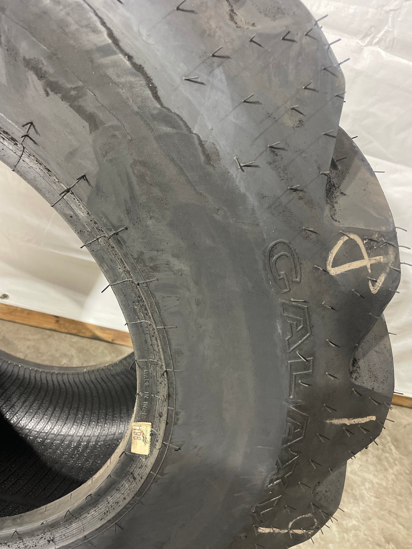 43X16.00-20 GALAXY THE MARATHONER #8198