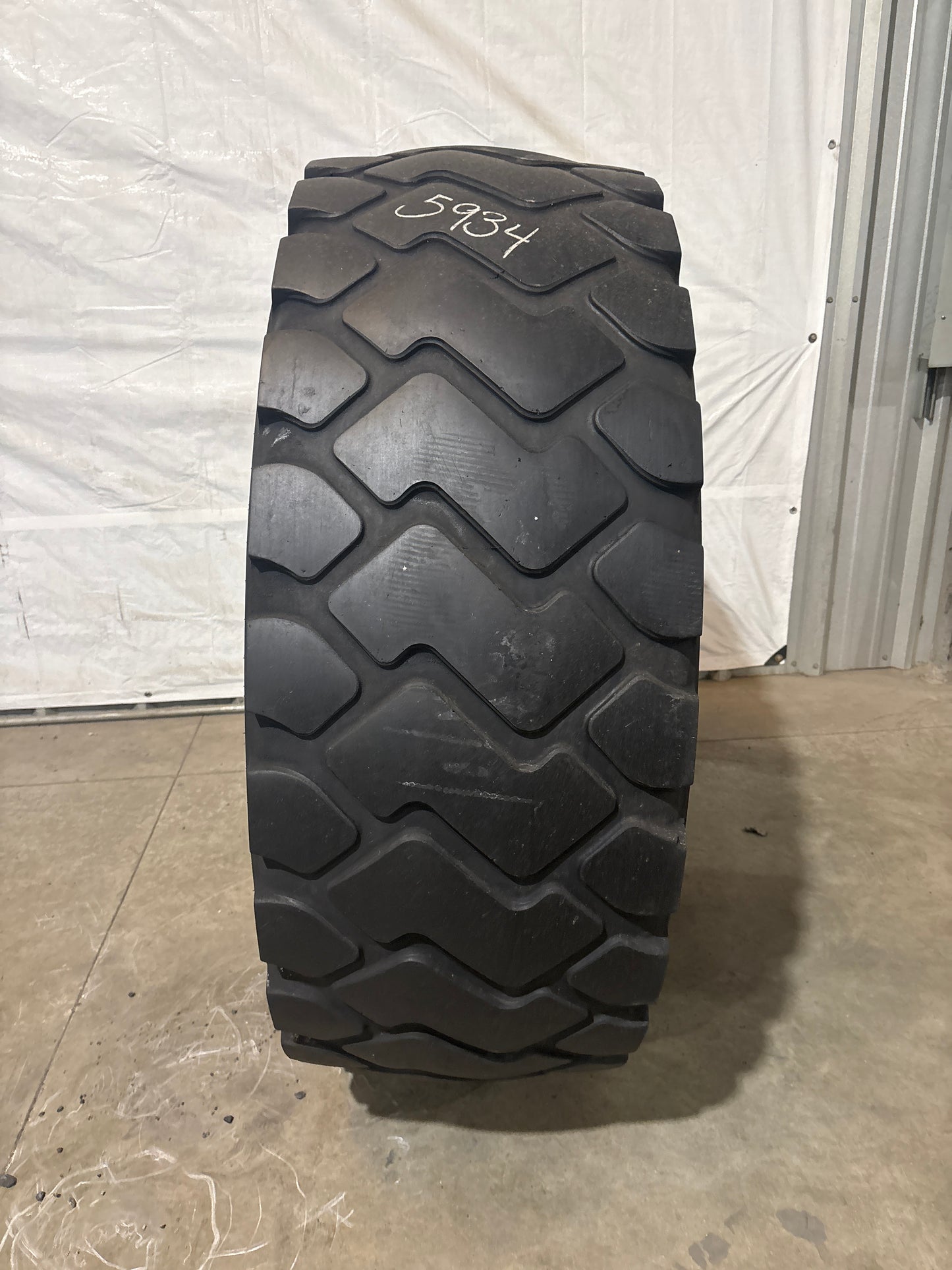 20.5R25 GALAXY LDSR 300 #5934