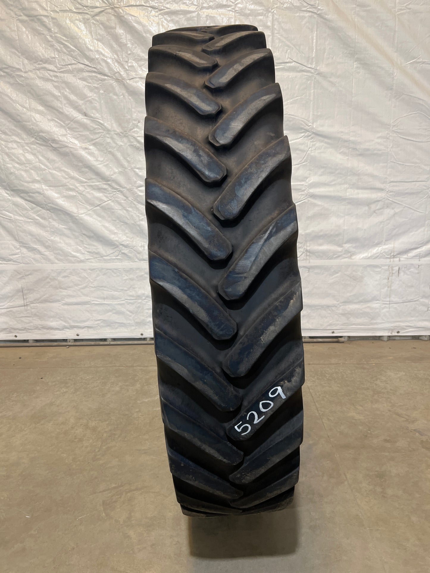 VF380/90R46 MICHELIN SPRAYBIB