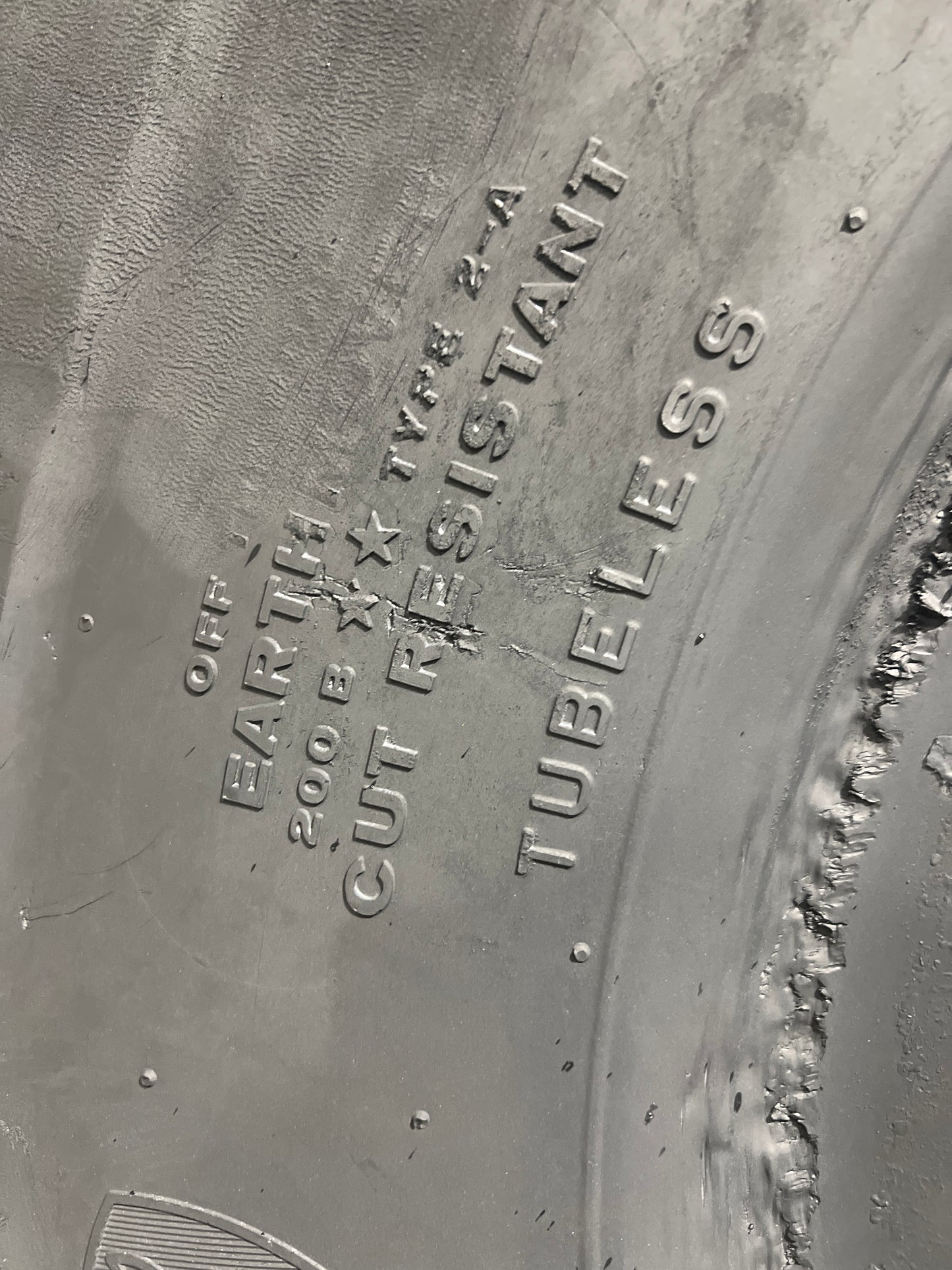 29.5R25 FIRESTONE VERSA BUILT AP #8318