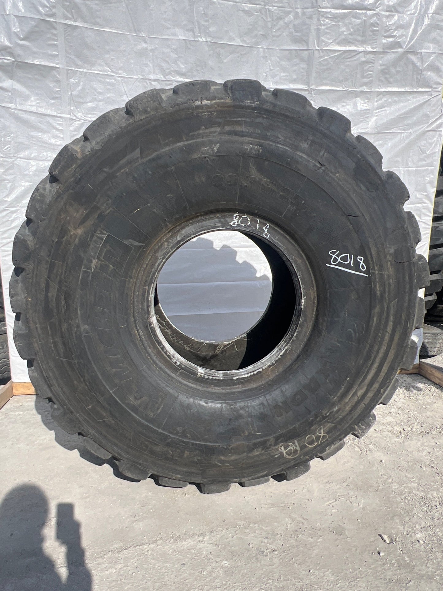29.5R25 MICHELIN XADN+ #8018