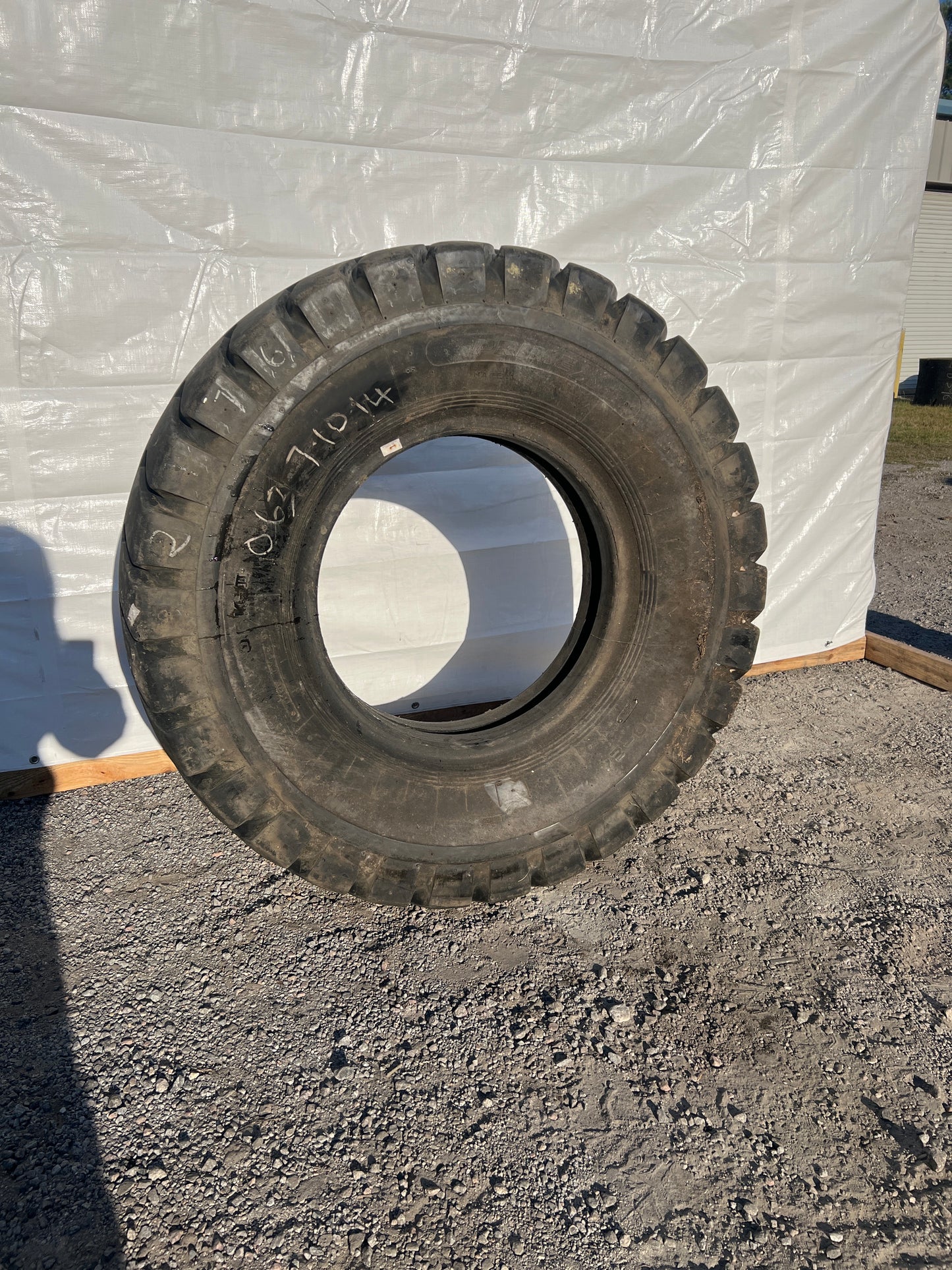 14.00-24 PRIMEX DIRT ROCK ll 24 PLY #0063