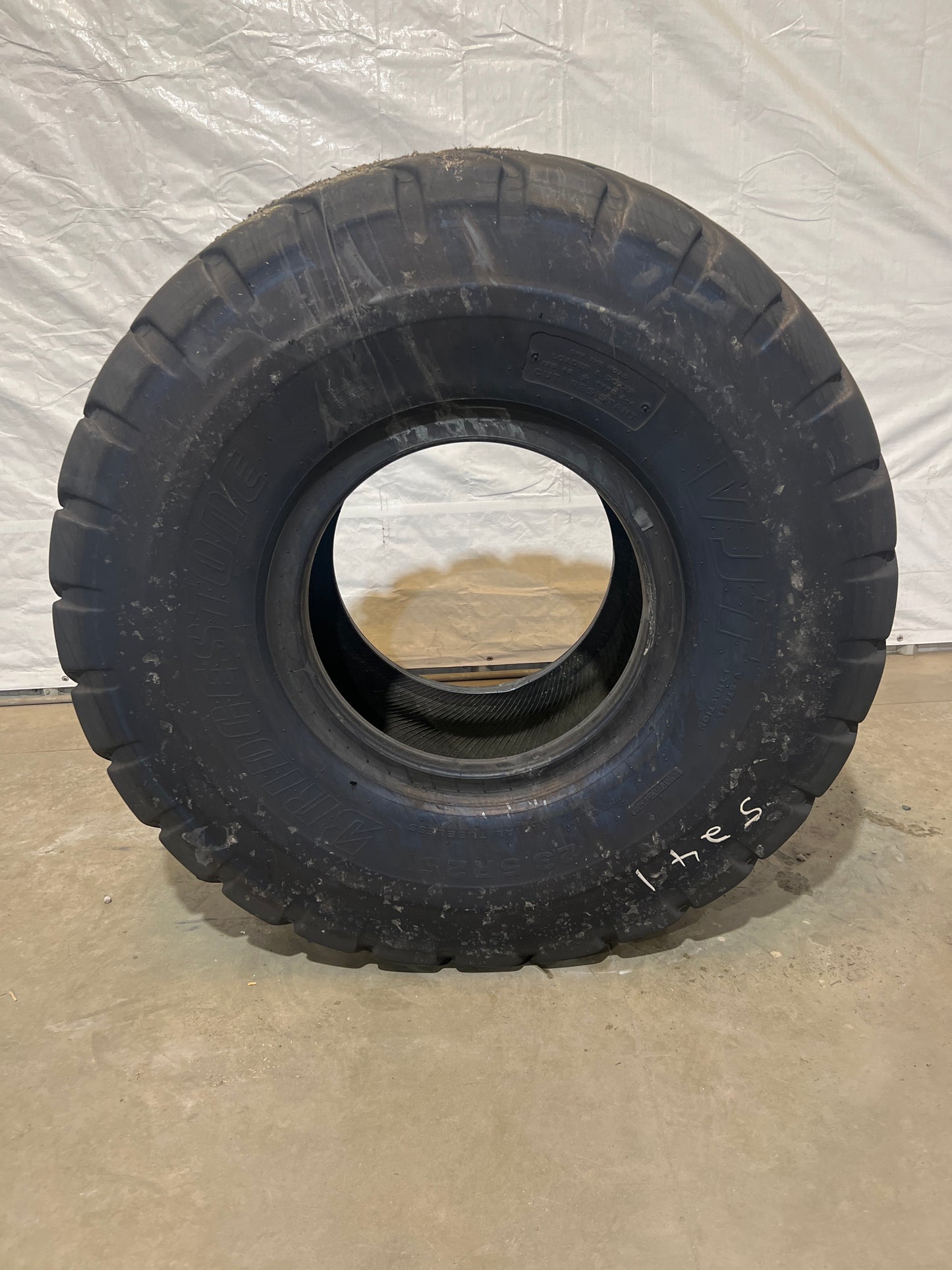 23.5R25 BRIDGESTONE VJT TL #5241