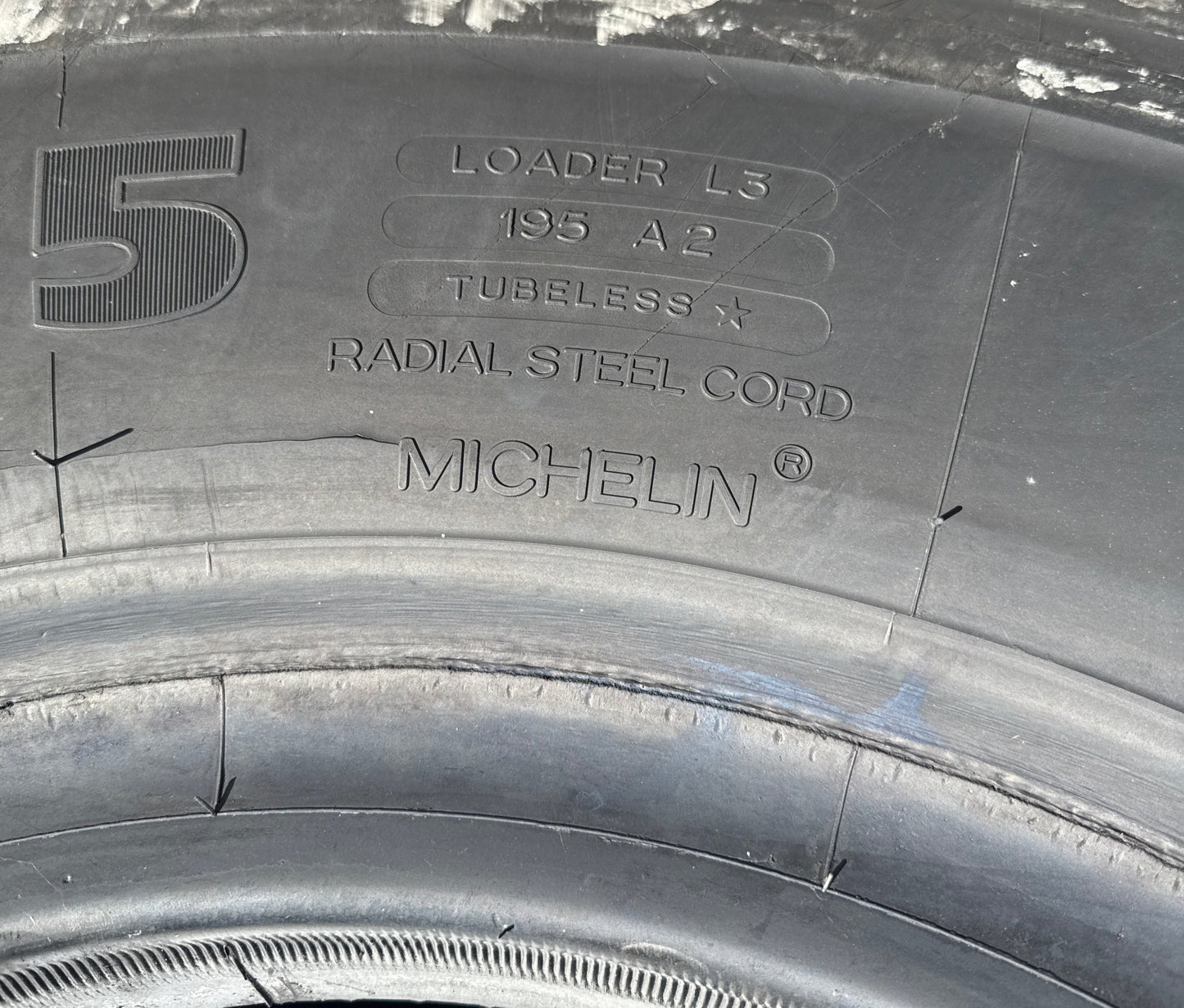 23.5R25 MICHELIN XHA2 #8957
