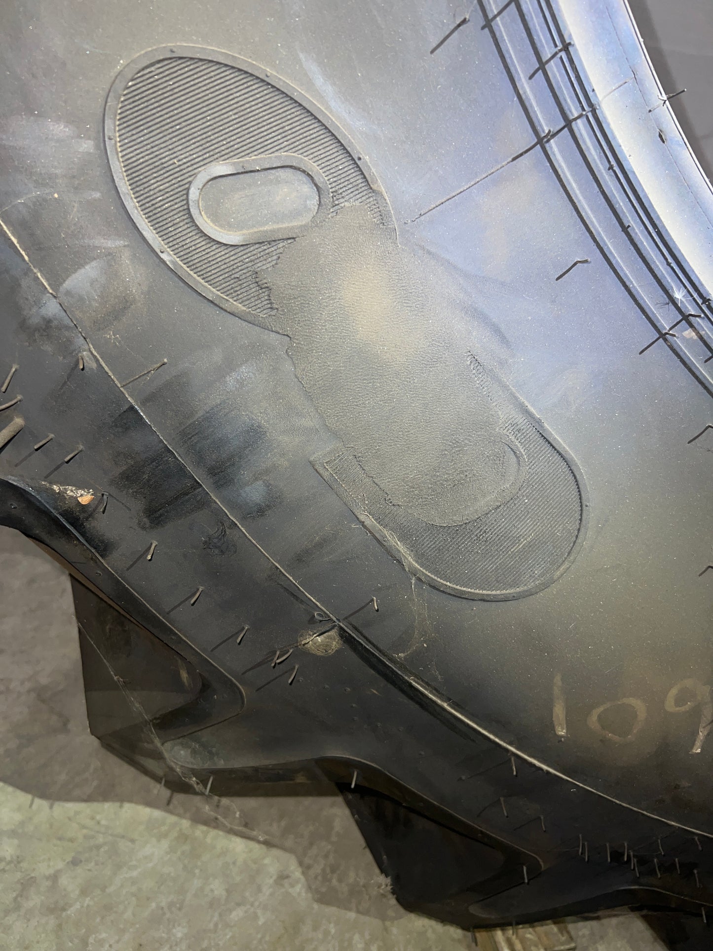 800/70R38 GOODYEAR OPTI TRAC #6601