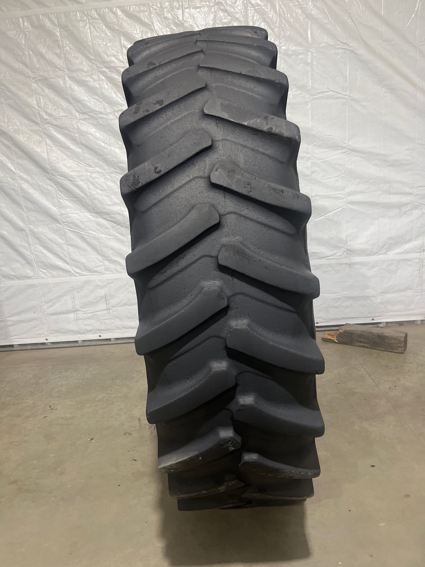 480/80R50 (18.4-50) FIRESTONE DEEP TREAD #5382