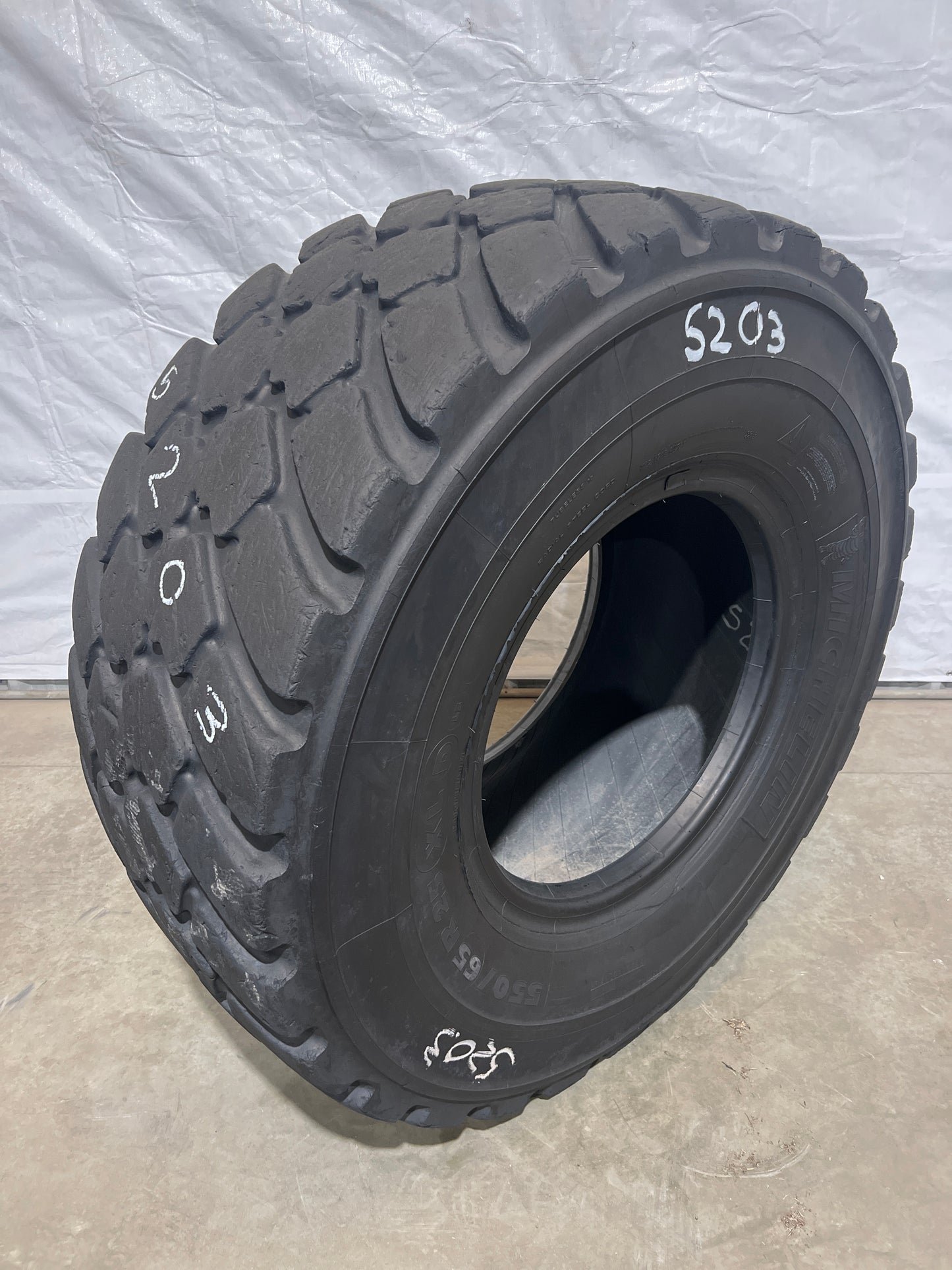550/65R25 (20.5R25) MICHELIN XLD TL