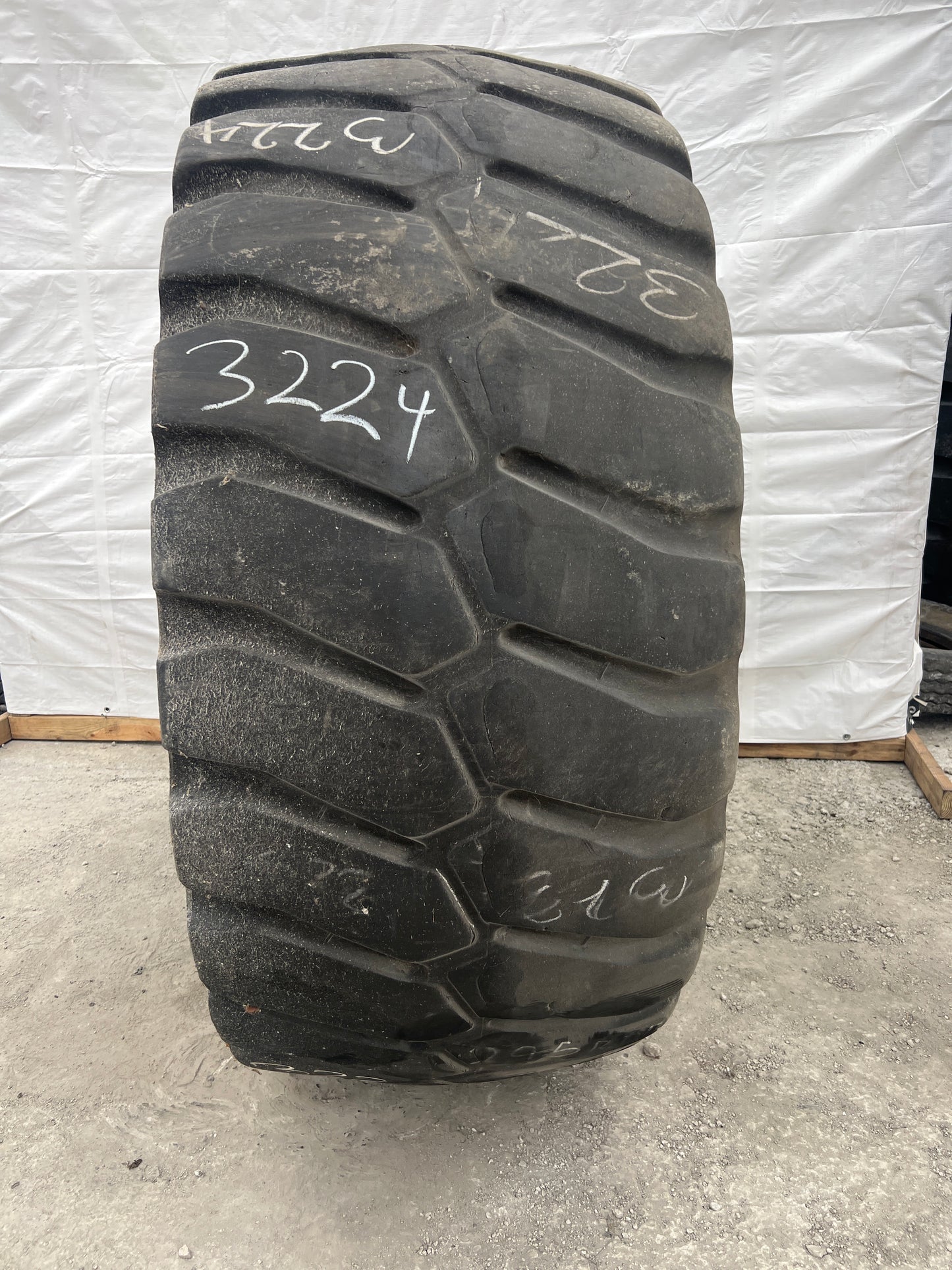 29.5R25 TITAN STL3