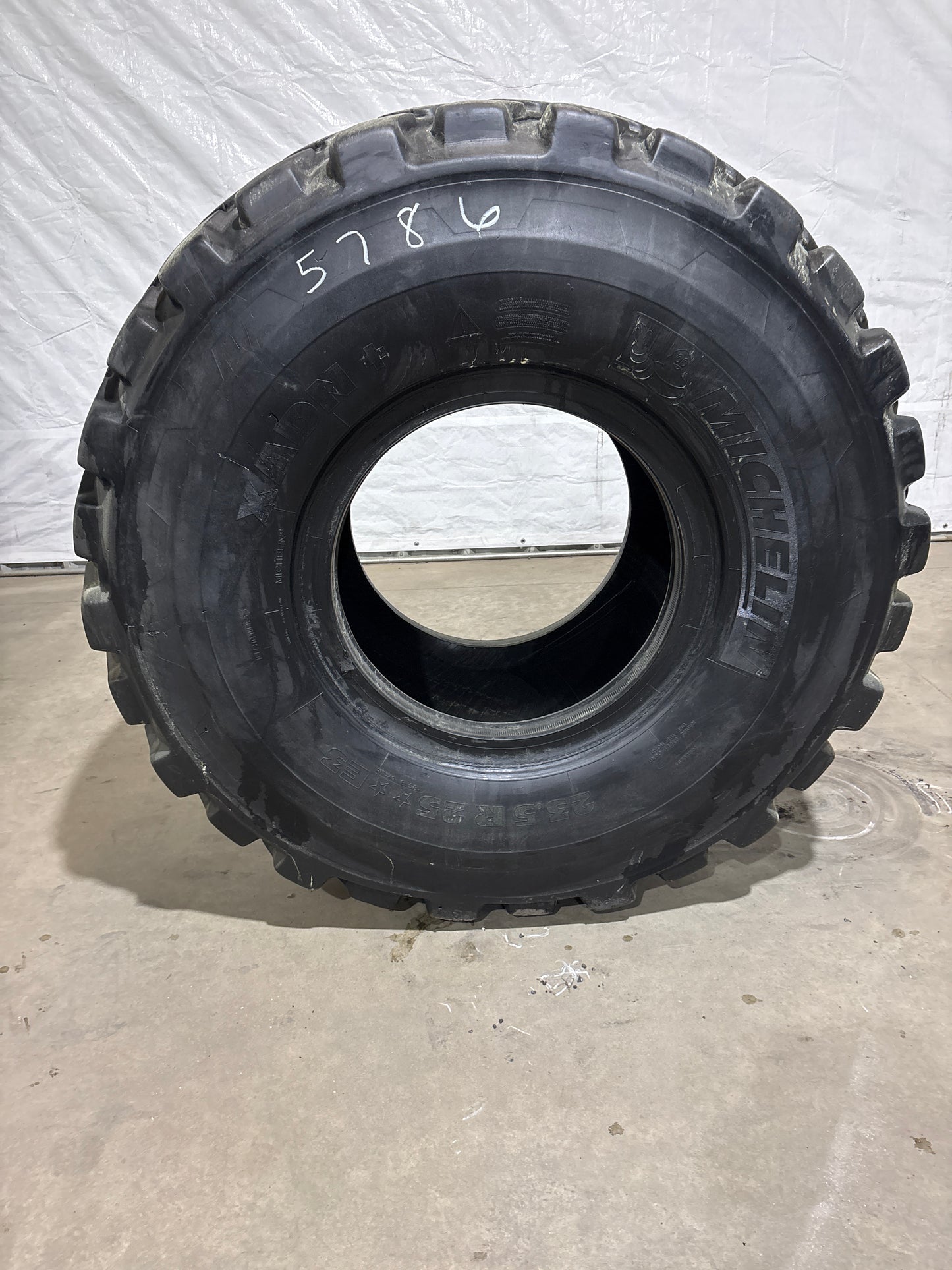 23.5R25 MICHELIN XADN+ #5786