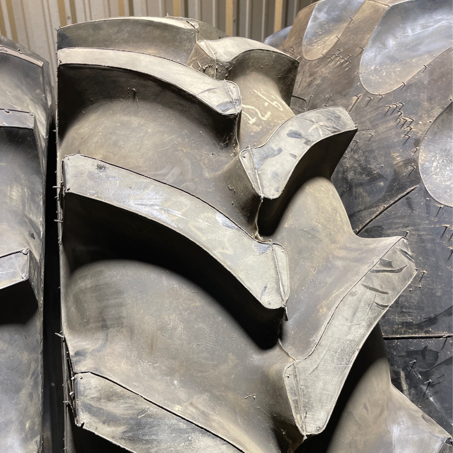 14.9-30 ARMOUR 10 Ply #3309