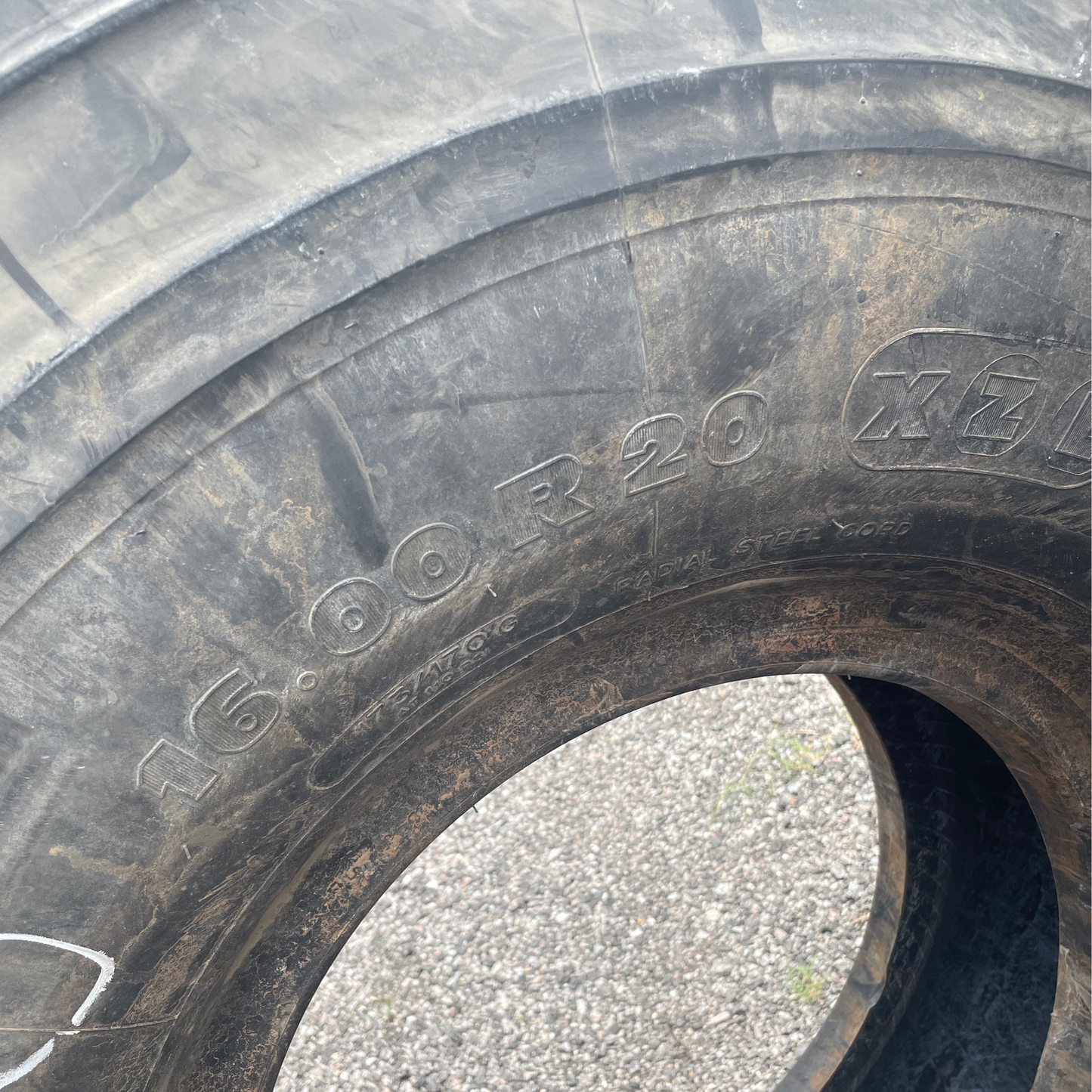 16.00R20 MICHELIN XZL #8010