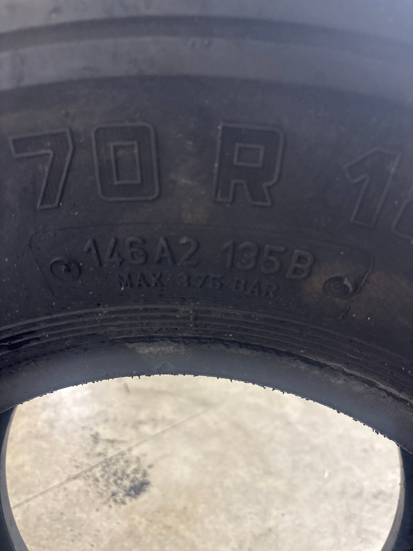 365/70R18 EM ALLIANCE A-606 RADIAL BACKHOE TIRE #7089