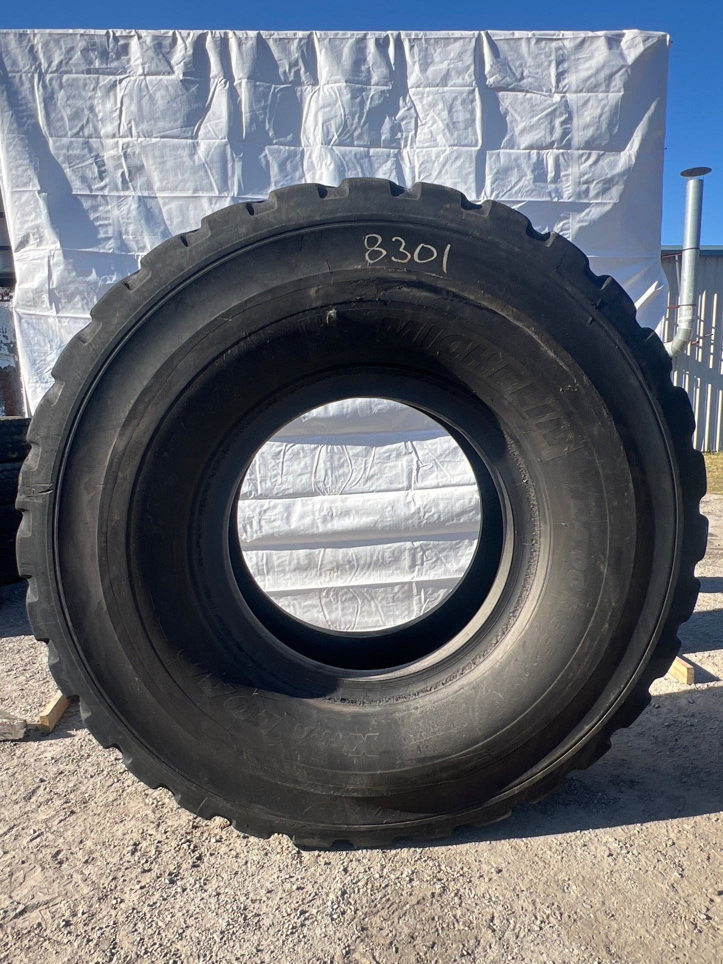 24.00R35 MICHELIN XTRA LOAD PROTECT E-4 #8301