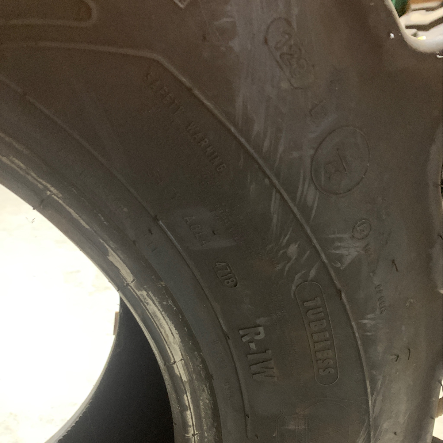 440/65R24 MITAS AC 65
