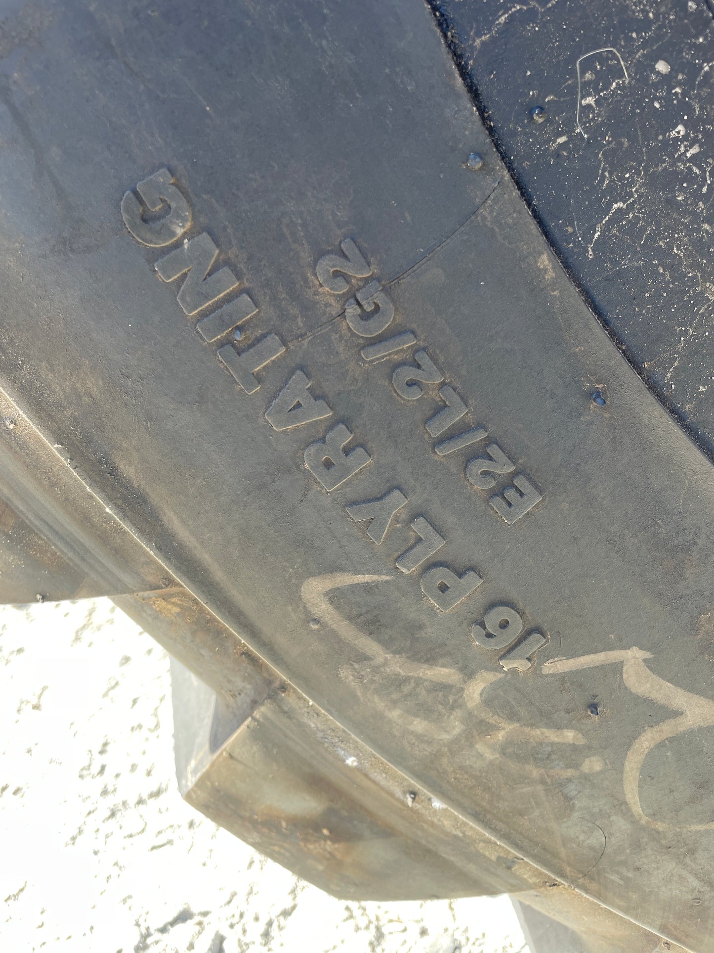 20.5-25 CAMSO LOADMASTER #6233