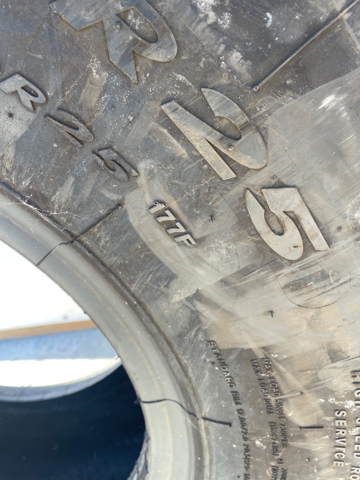 20.5R25 (525/80R25) MAXAM MSV01 HIGHWAY SERVICE