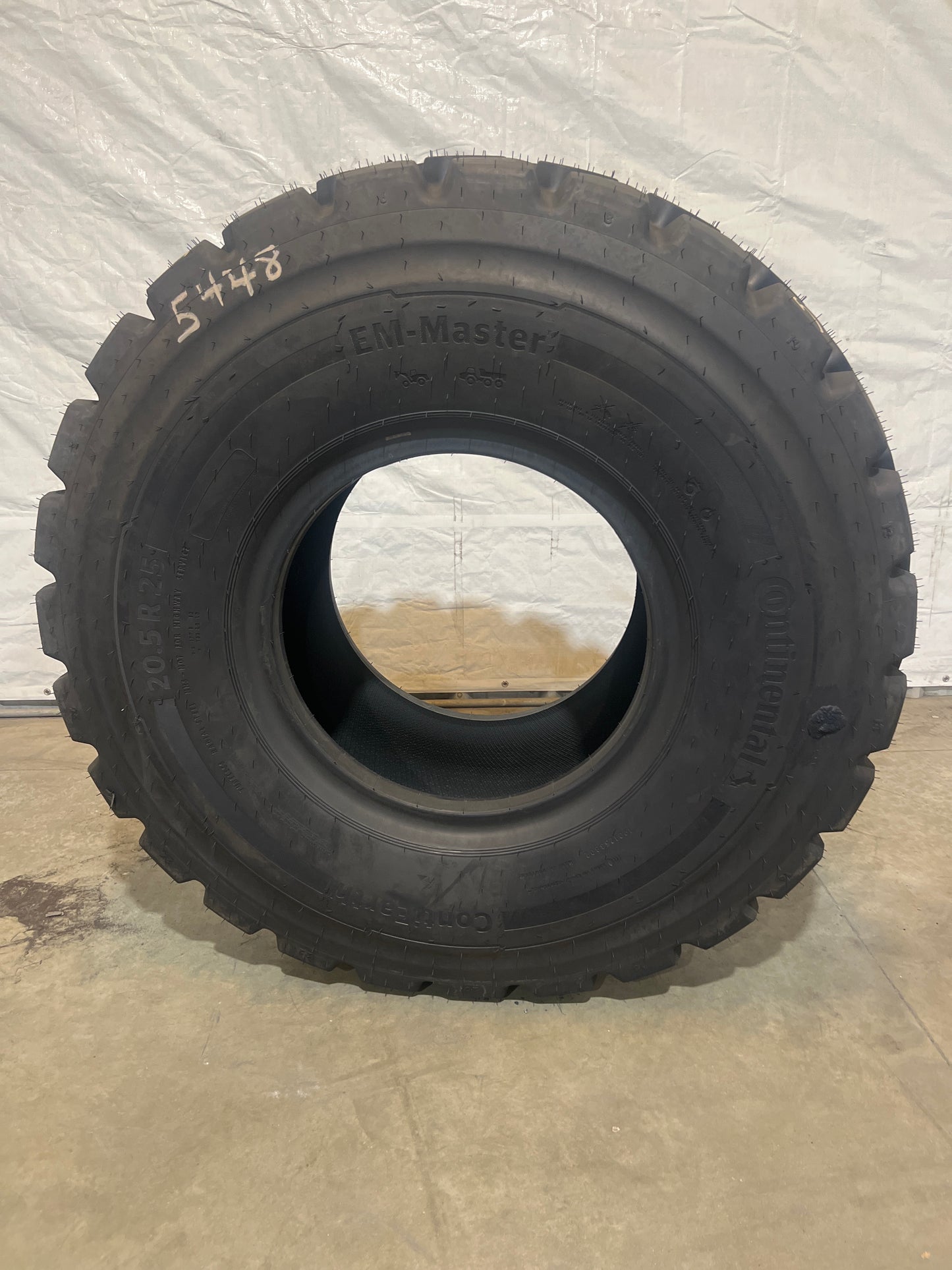 23.5R25 CONTINENTAL EM-MASTER #5448