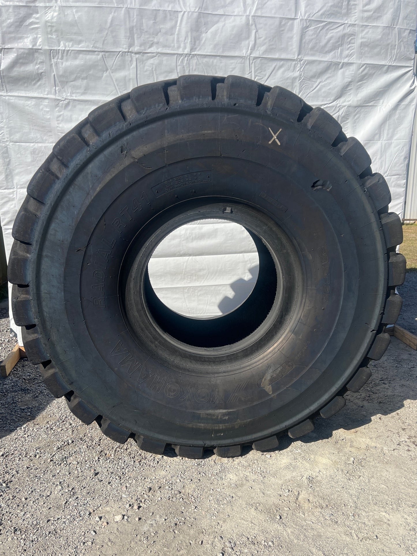 29.5R25 Yokohama RT41
