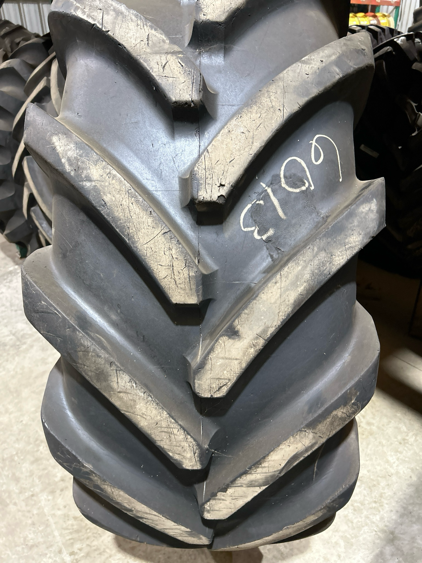 620/75R26 MICHELIN MEGAXBIB #6013