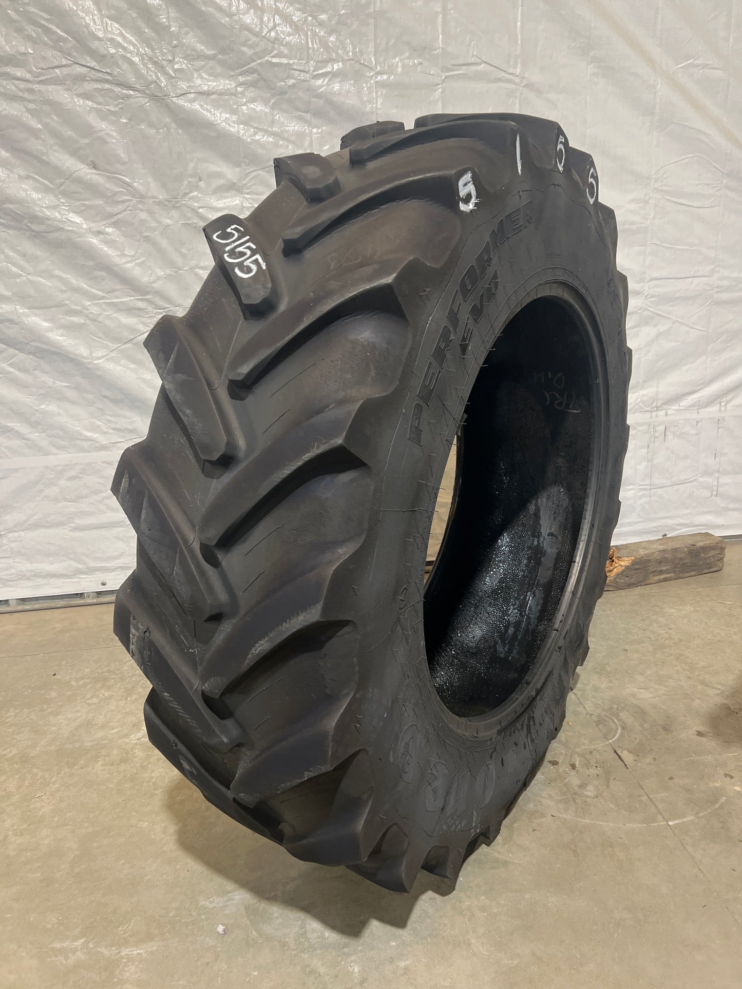 460/85R38 FIRESTONE PERFORMER EVO R1-W #5155
