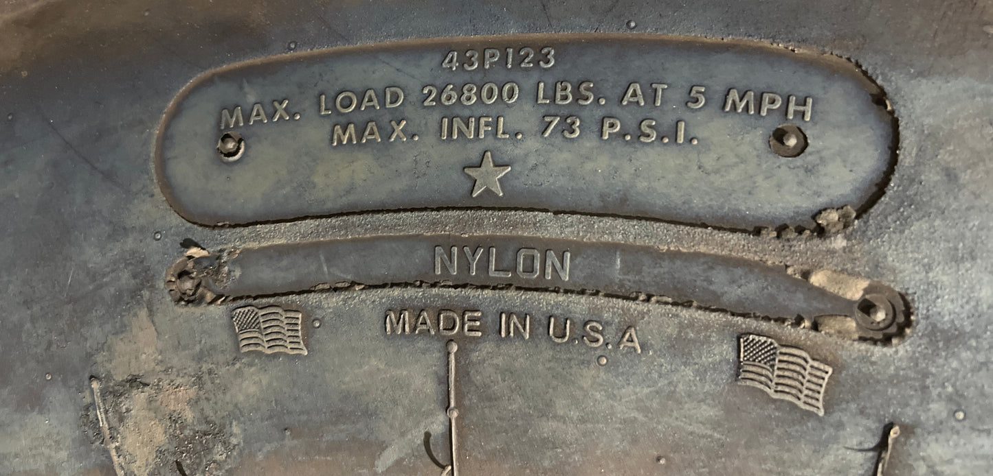 23.5R25 TITAN MXL
