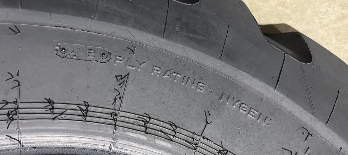 20.5-25 TITAN LOADER GRADER #4627