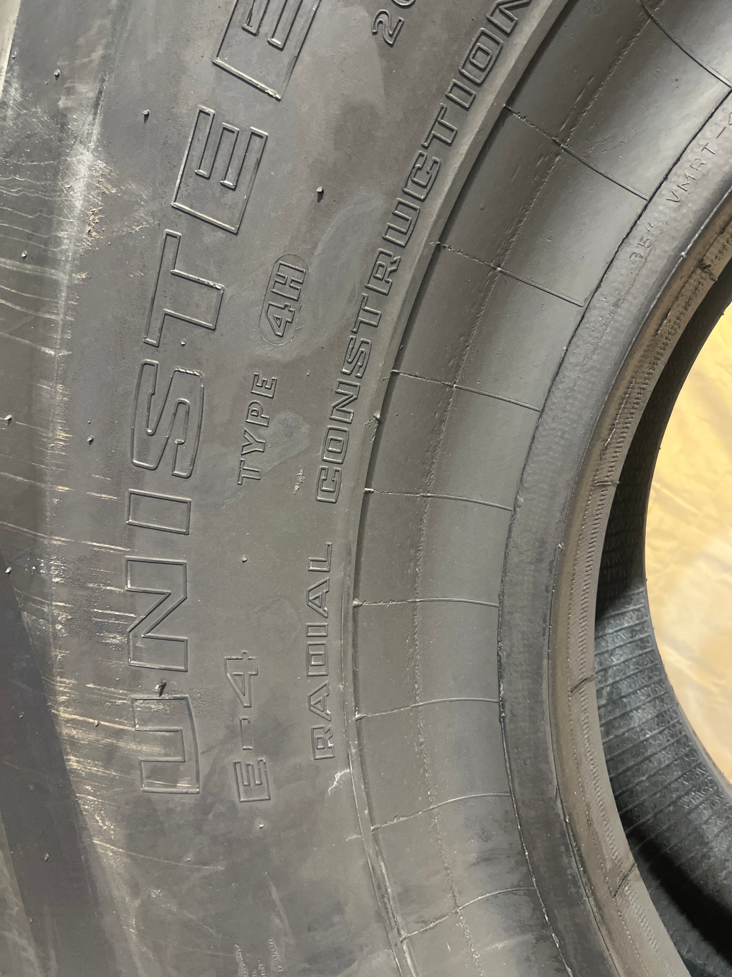 24.00R35 GOODYEAR UNISTEEL RT-4A+ #5238