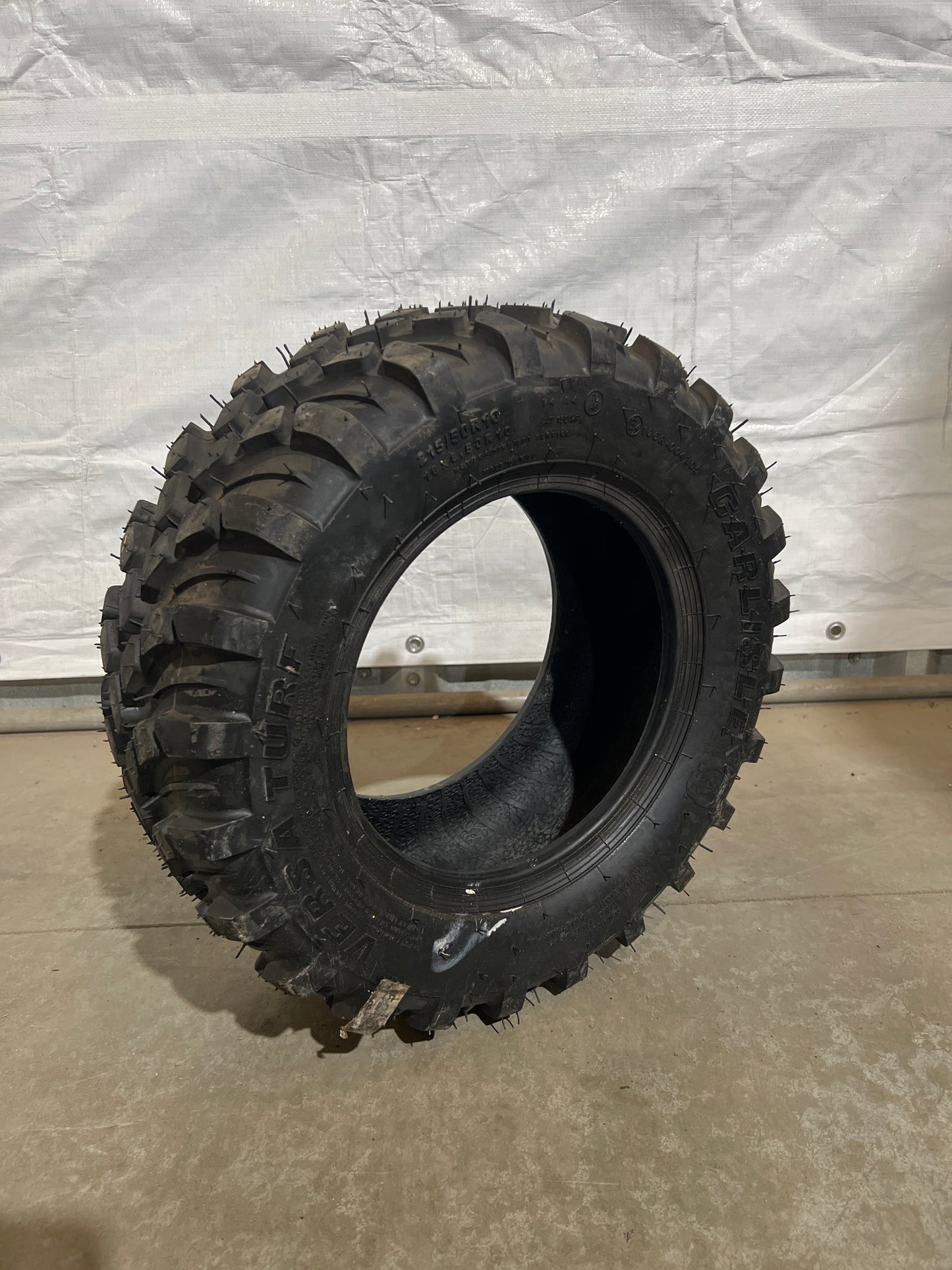 18x8.50R10 Carlisle Versa Turf