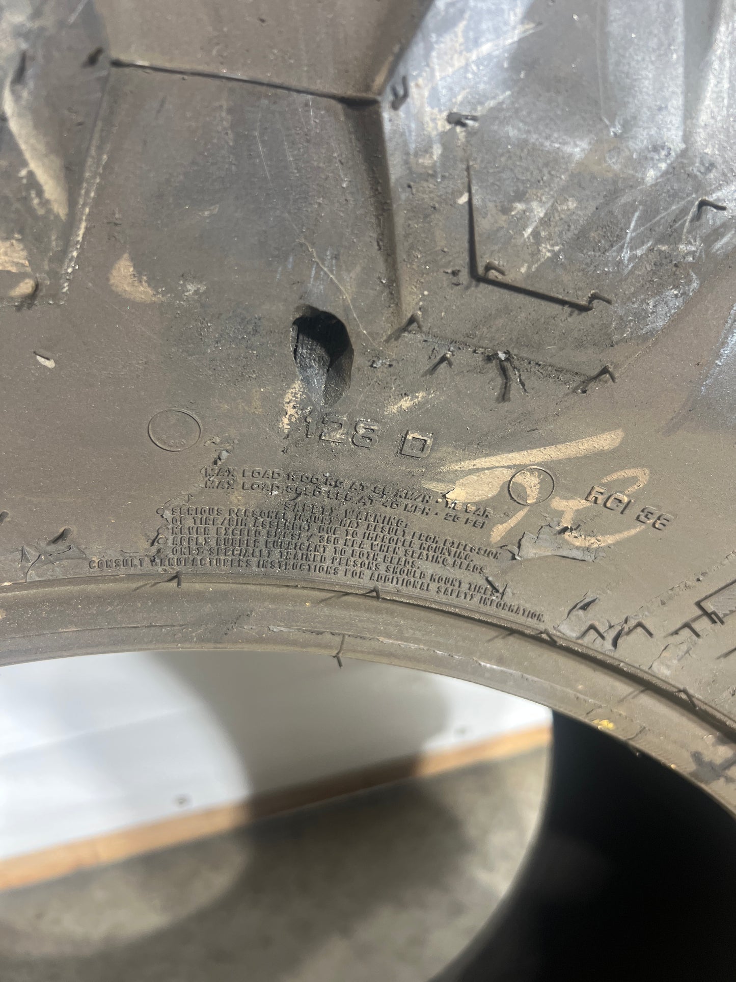 440/65R24 TRELLEBORG TM800 #3641