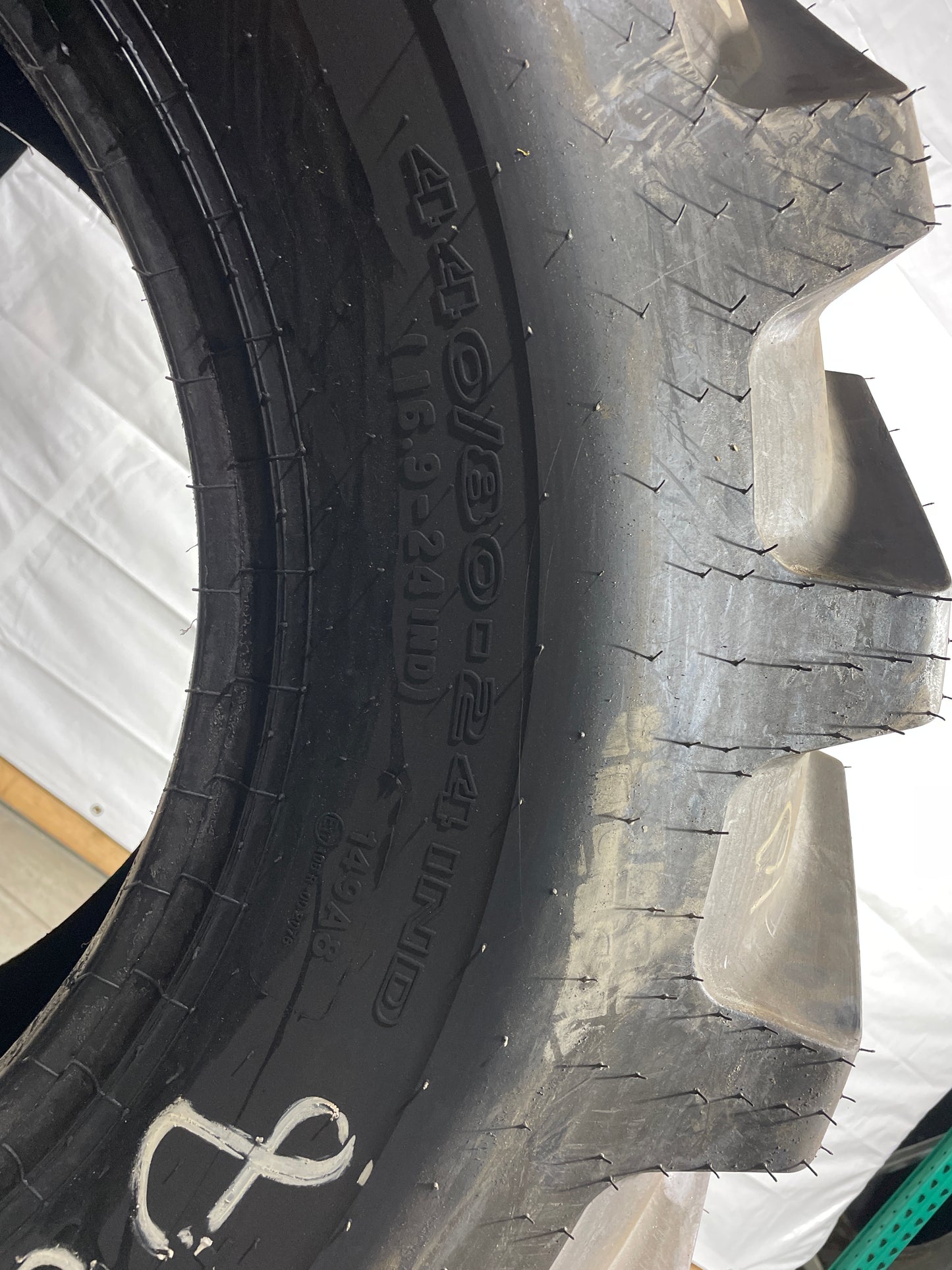 440/80-24 (16.9-24) GALAXY SUPER INDUSTRIAL LUG #8873