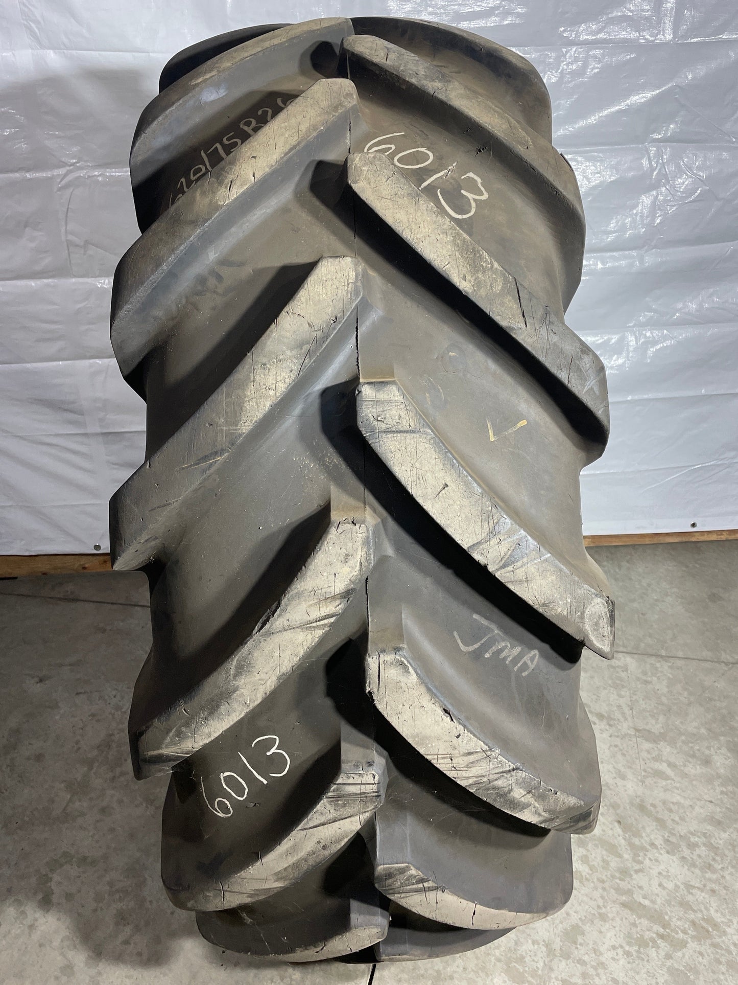 620/75R26 MICHELIN MEGAXBIB #6013