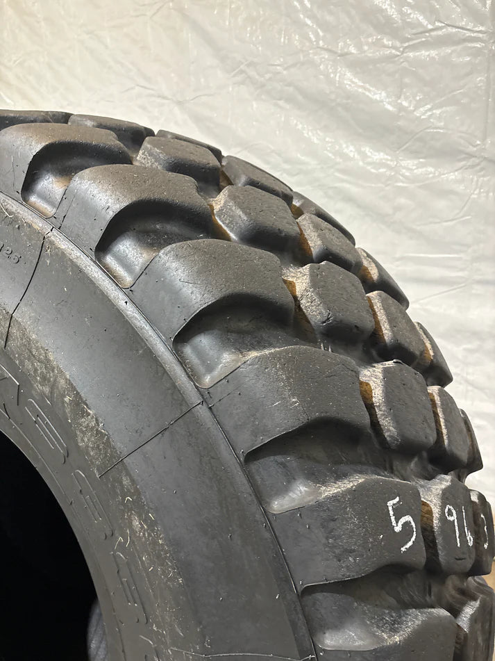 23.5R25 MAXAM MS 330 #5963