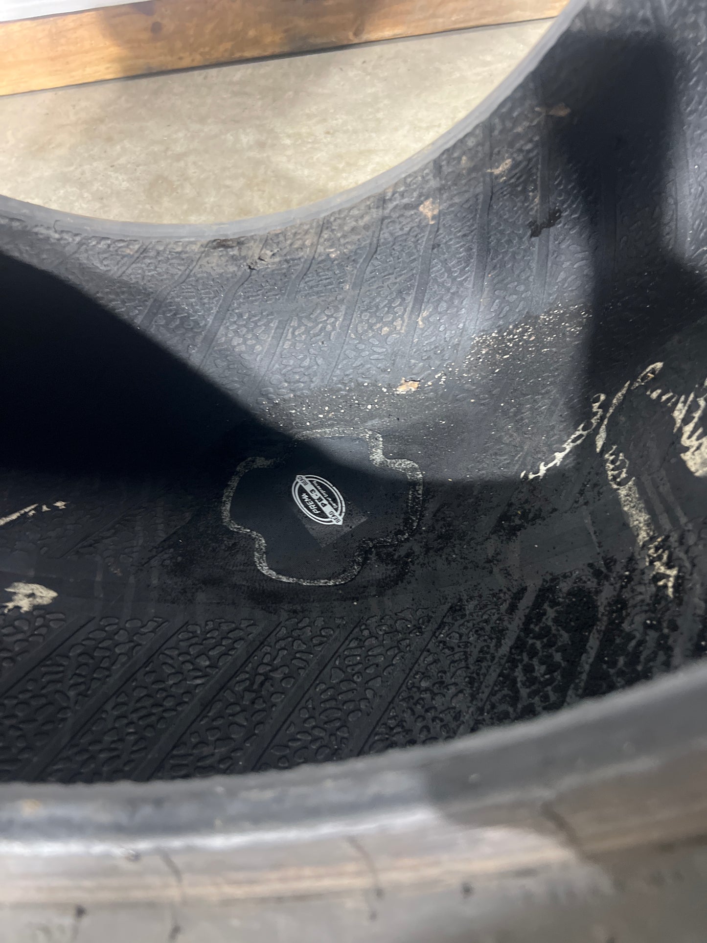 285/60-12 CARLISLE MULTI TRAC C/S #8667