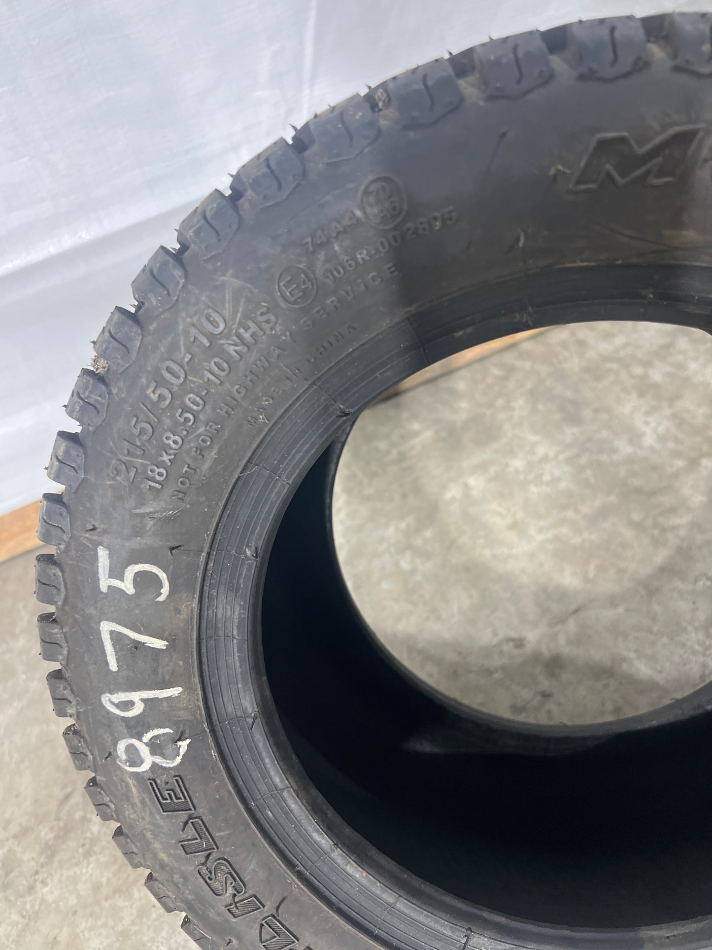 18X8.50-10 CARLISLE MULTI TRAC C/S #8975