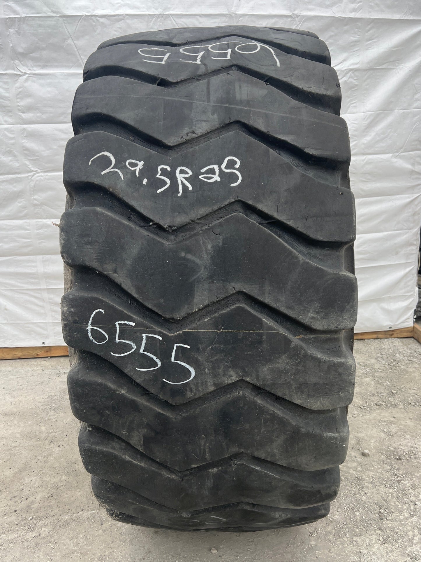 29.5R25 YOKOHAMA RADIAL RT41
