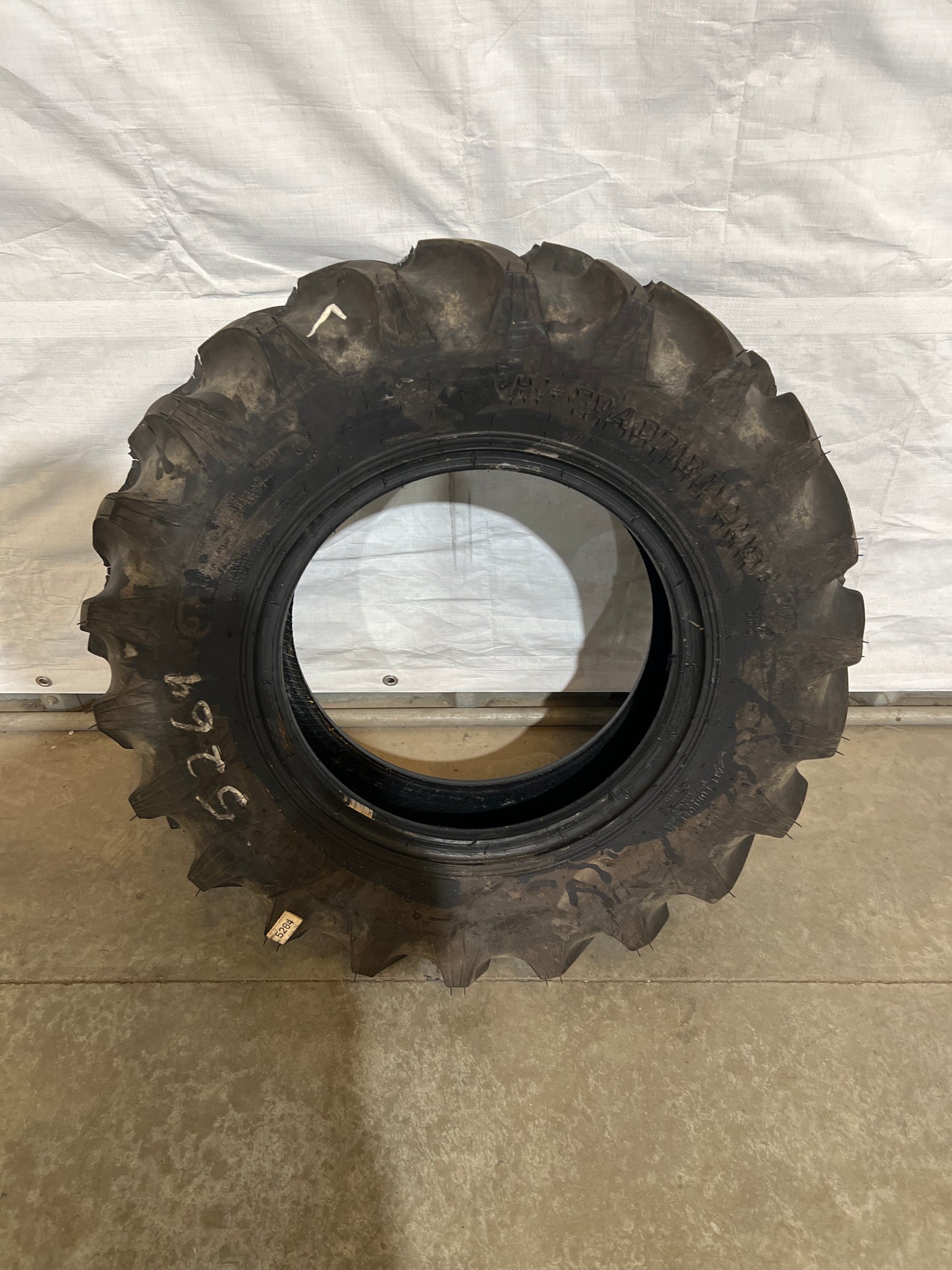 8-16 Titan HI-TRACTION LUG TL #5264