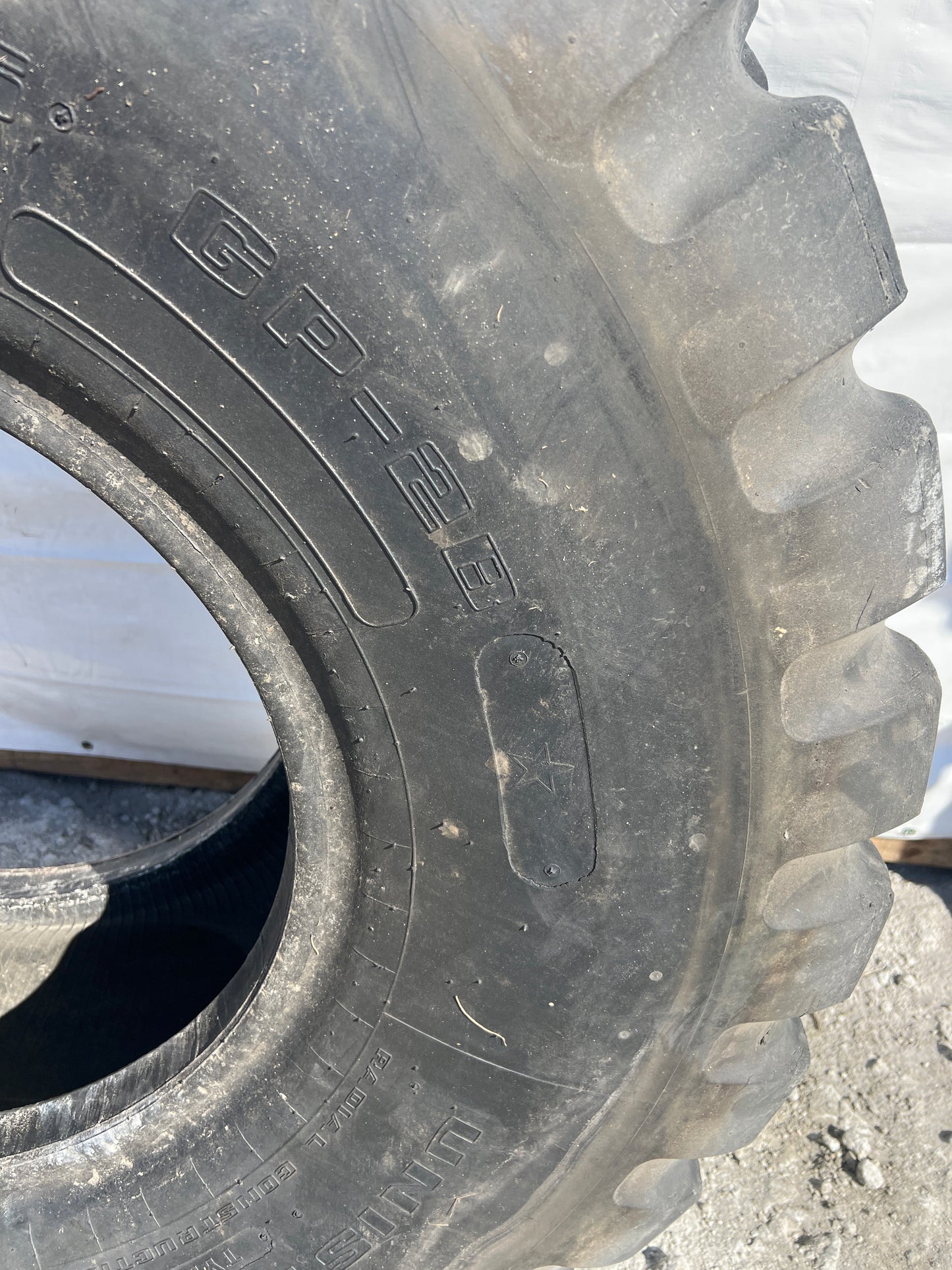 20.5R25 GOODYEAR GP2B #3154