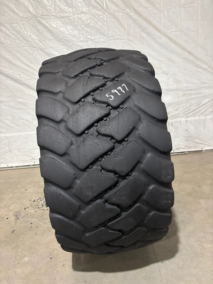 775/65R29 BRIDGESTONE V-STEEL TRACTION #5997