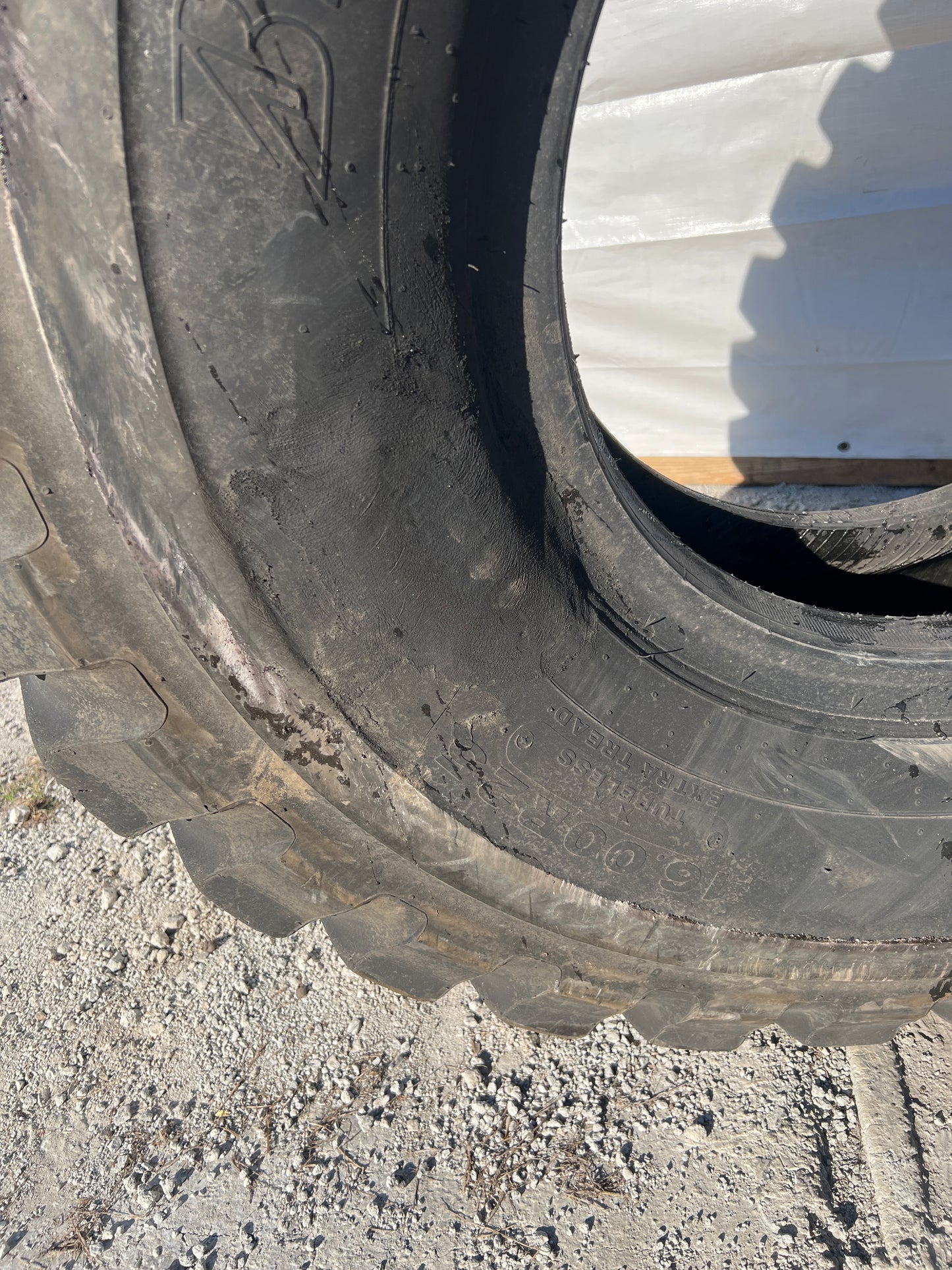 16.00R25 BRIDGESTONE V-STEEL R-LUG S #3708