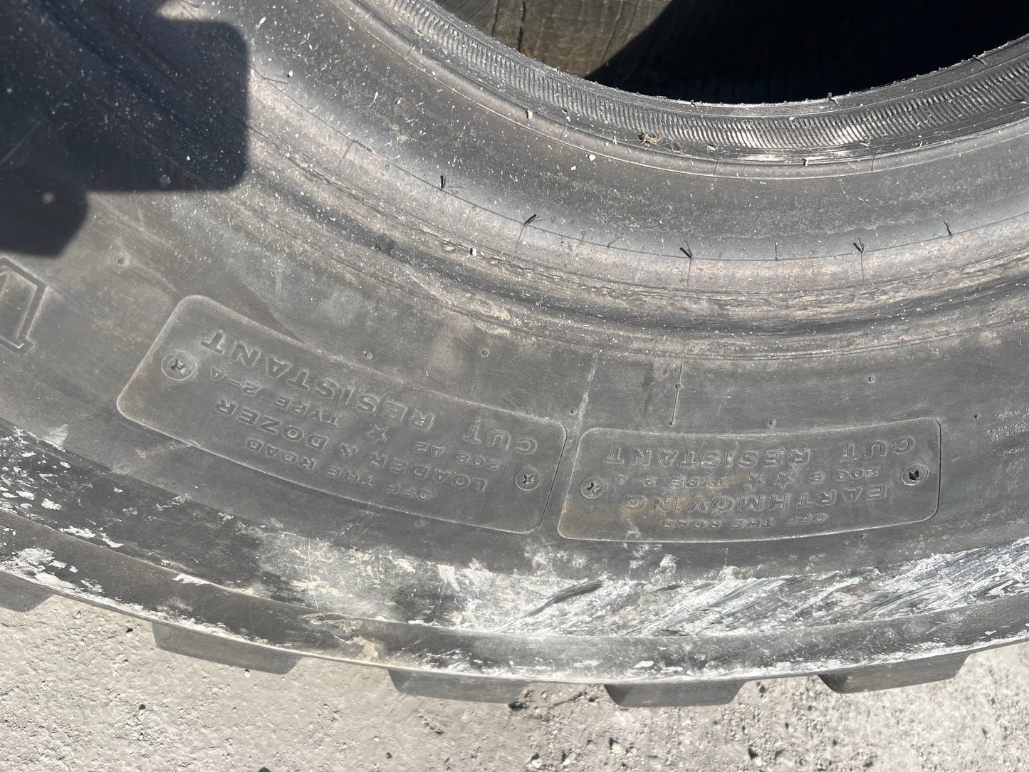 29.5R25 BRIDGESTONE V-STEEL L-TRACTION (VLT) #8698