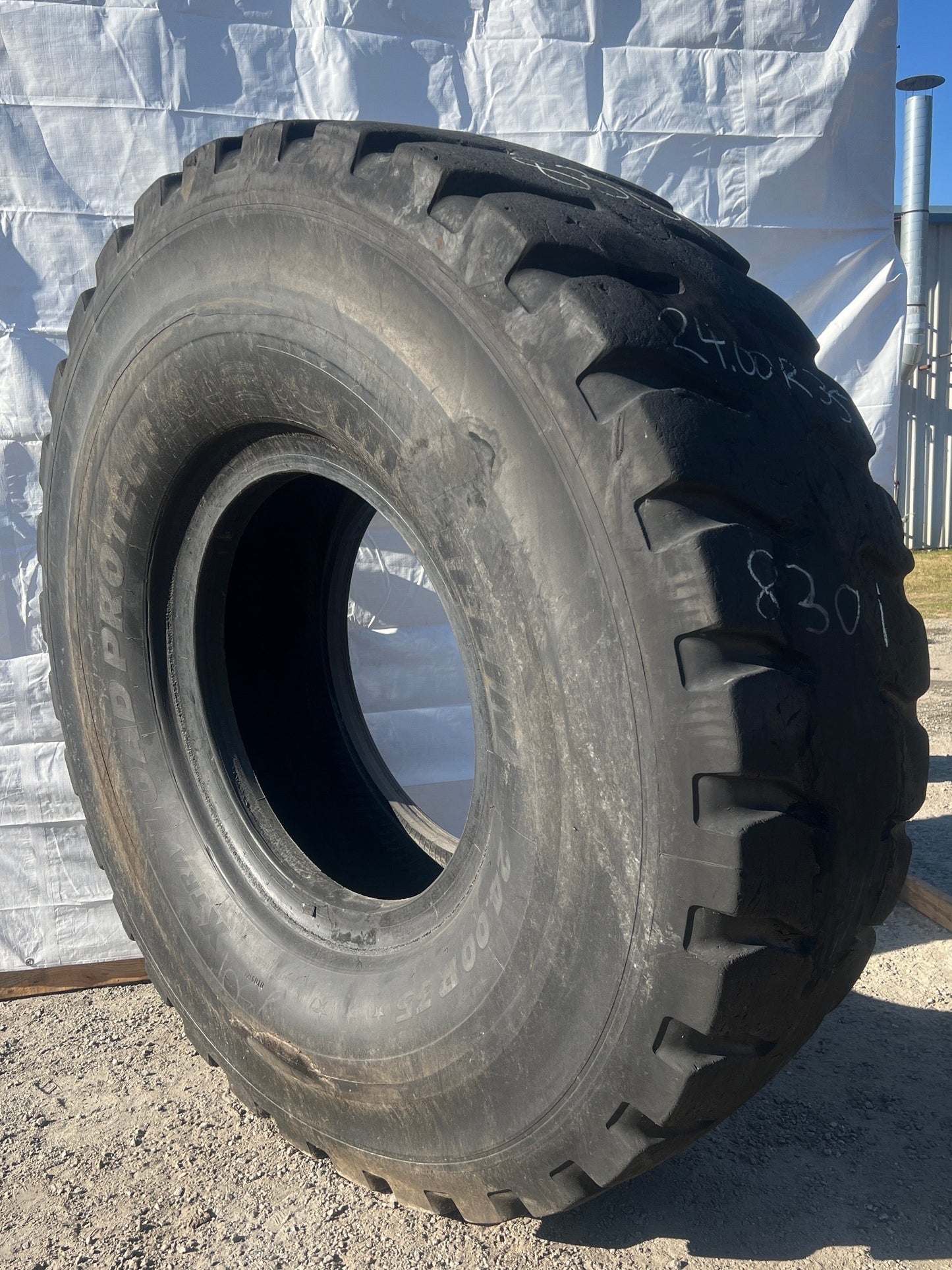24.00R35 MICHELIN XTRA LOAD PROTECT E-4 #8301