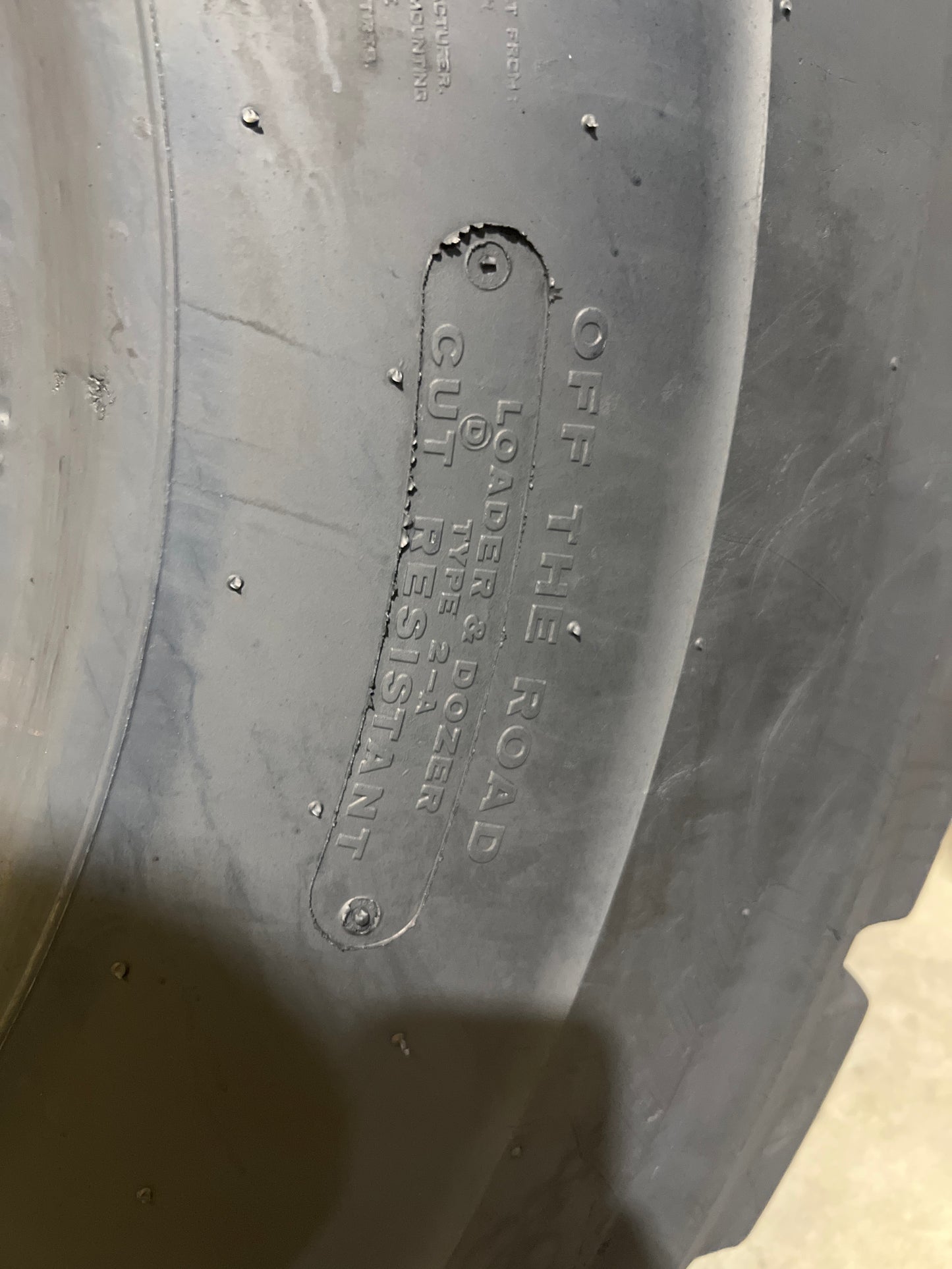 29.5R25 BRIDGESTONE VMT V-STEEL M TRACTION #5062