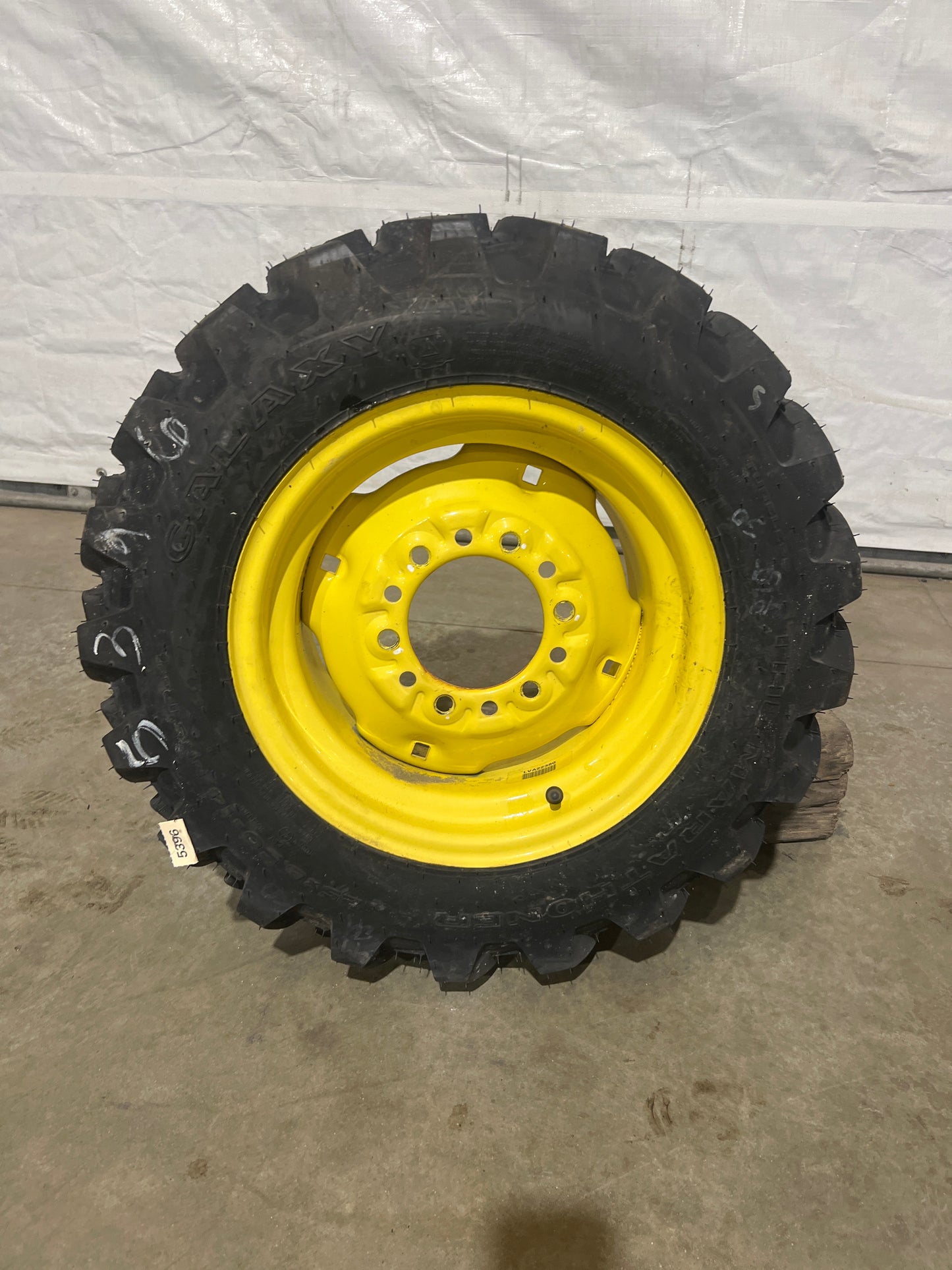 25X8.50-14 GALAXY MARATHONER #5396