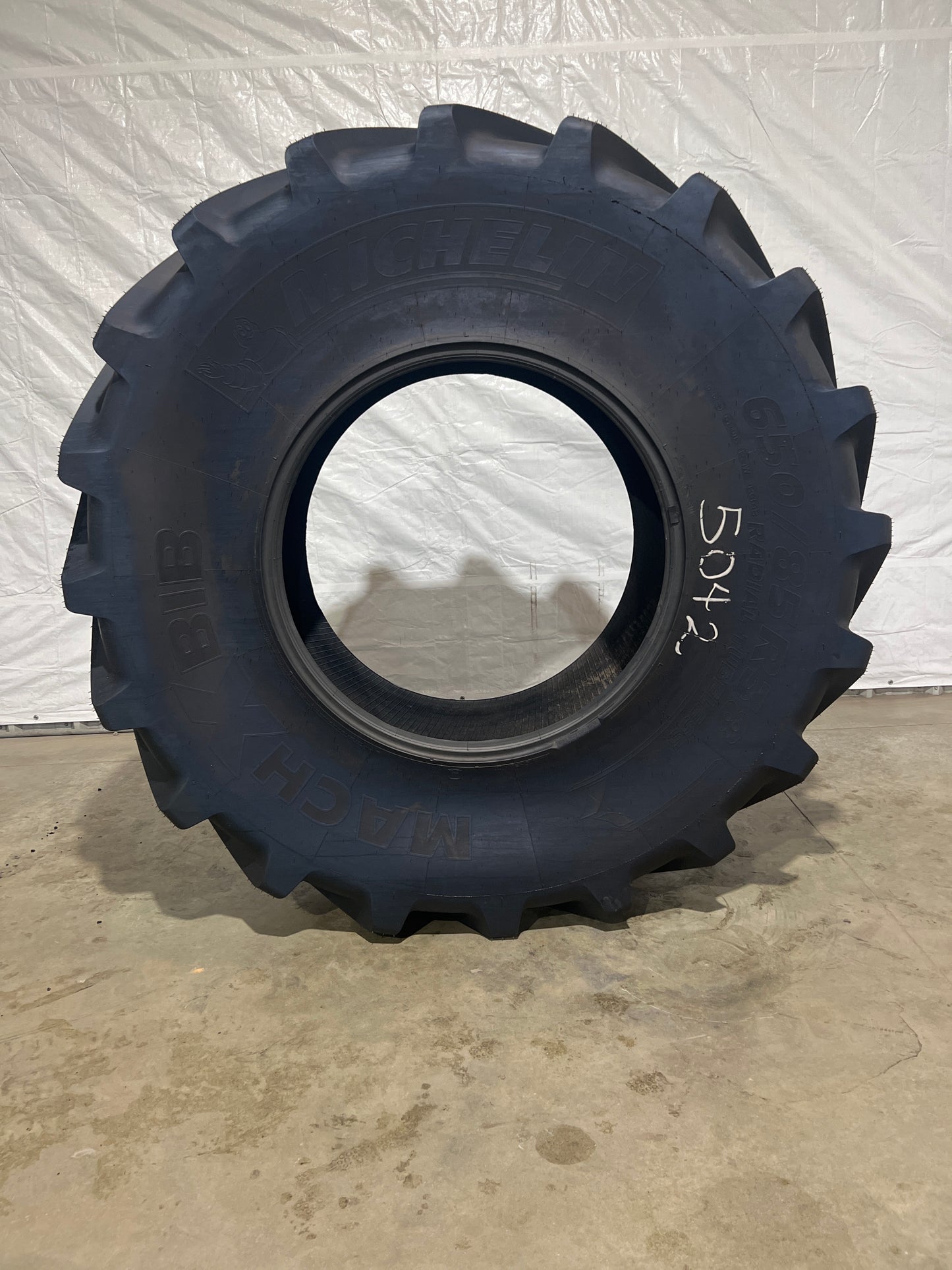 650/85R38 MICHELIN MACHXBIB