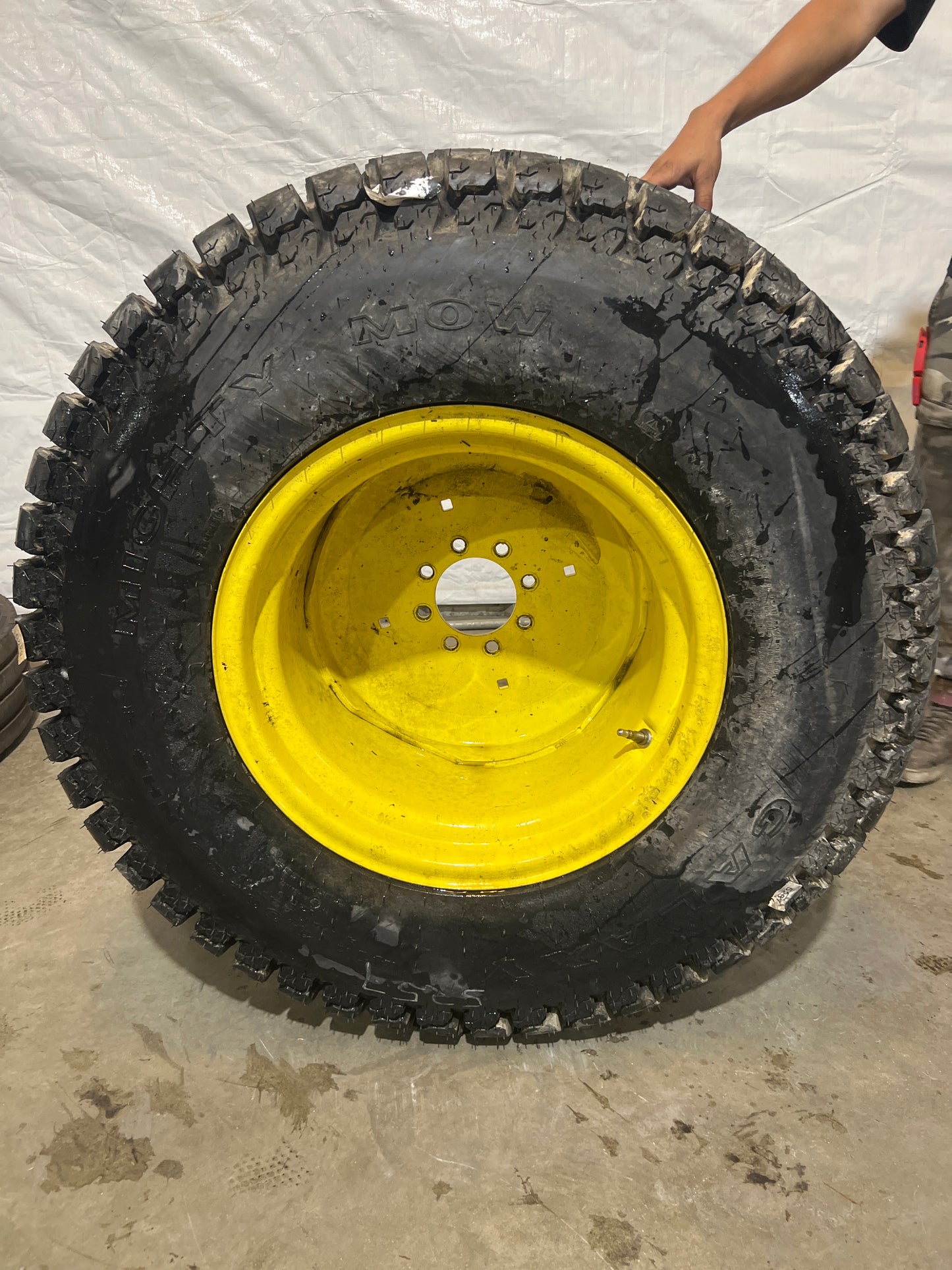 41x14.00-20 NHS GALAXY MIGHTY MOW #5257