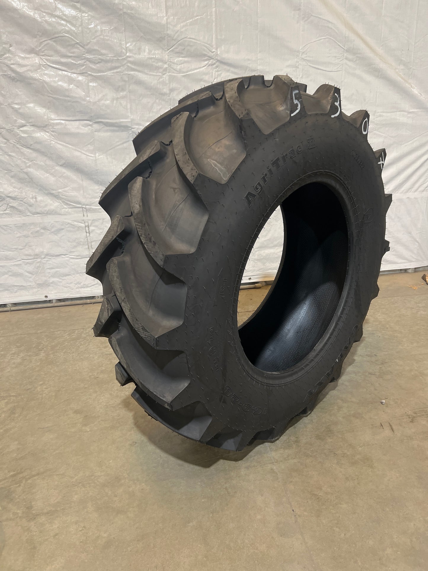 16.9-28 Galaxy Agri Trac II TL